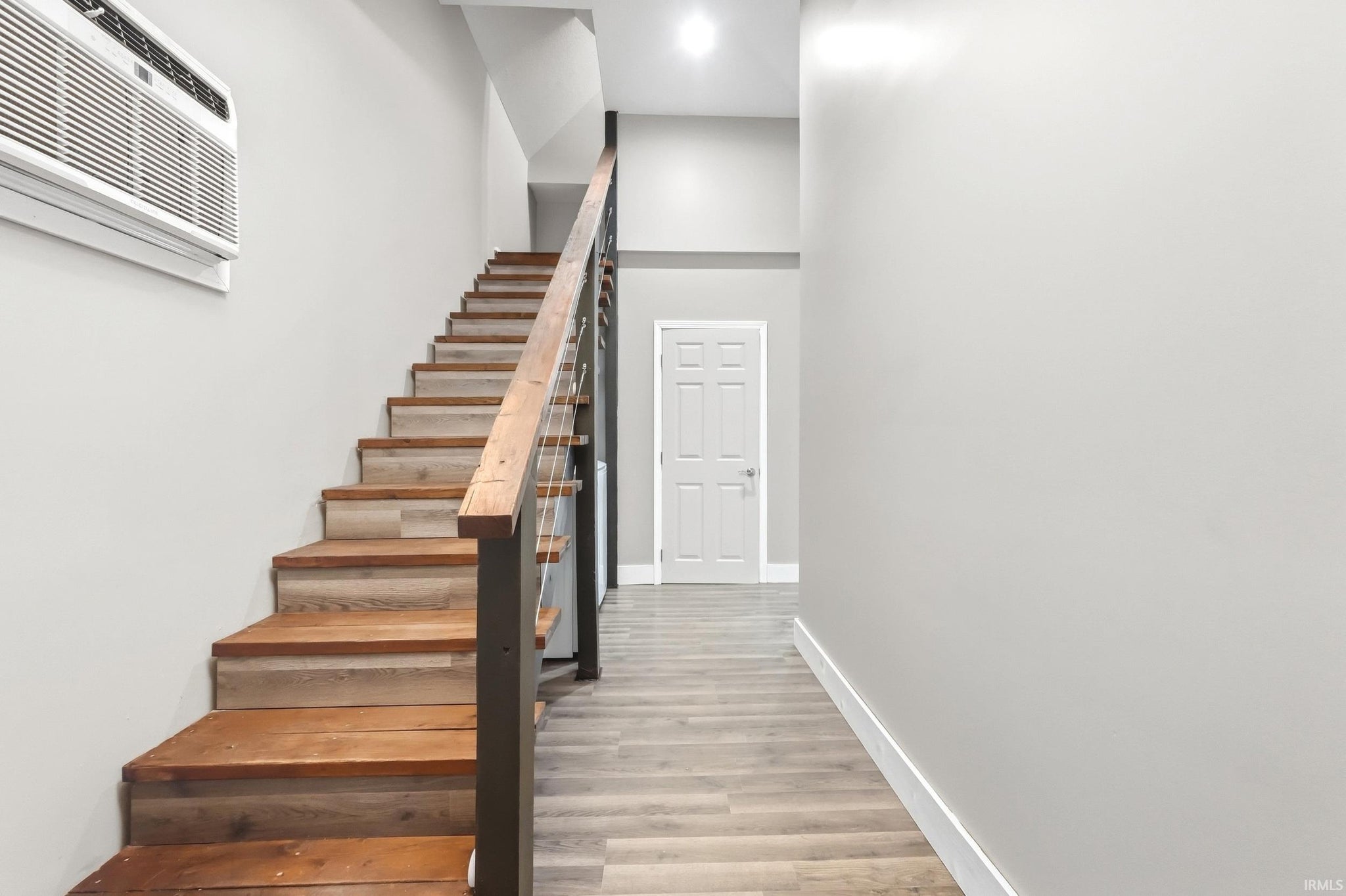 Image of 537 E Sherman Street