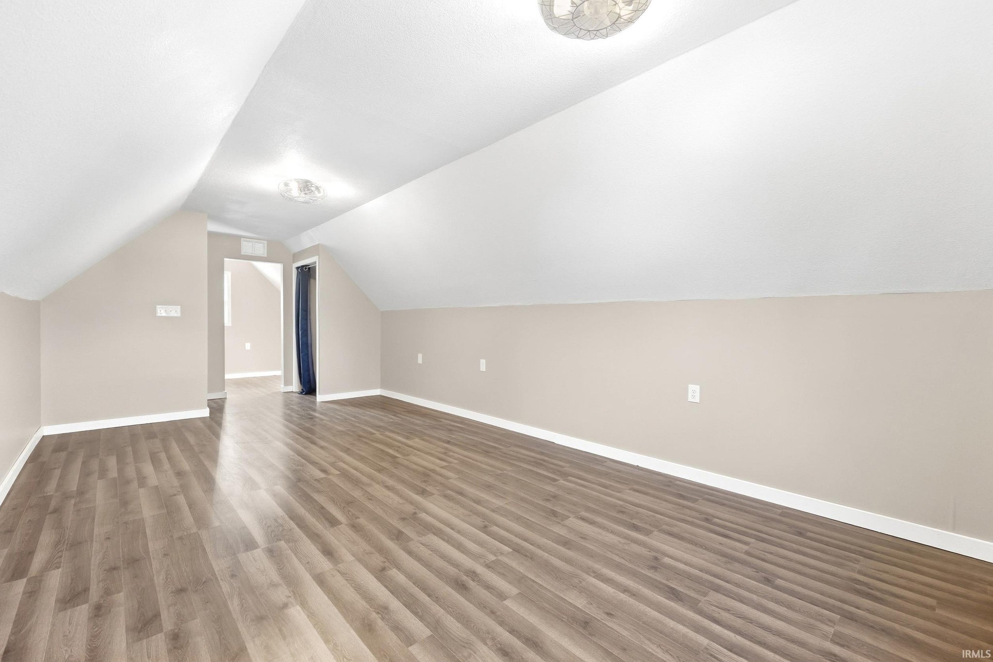 Image of 537 E Sherman Street