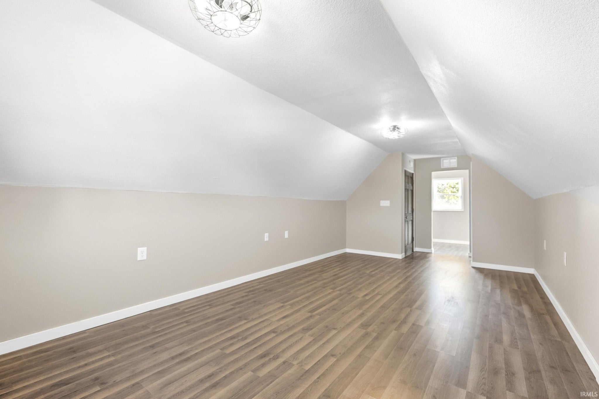 Image of 537 E Sherman Street