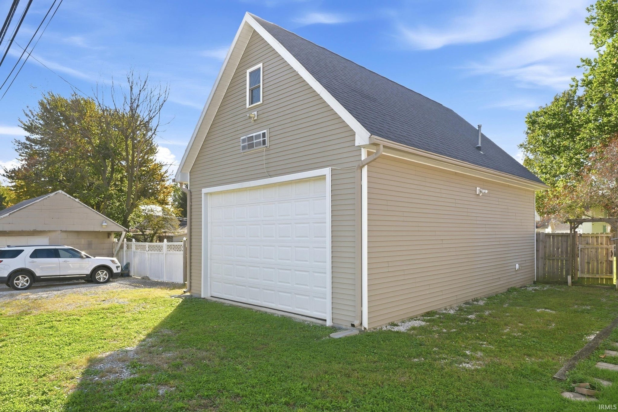 Image of 537 E Sherman Street