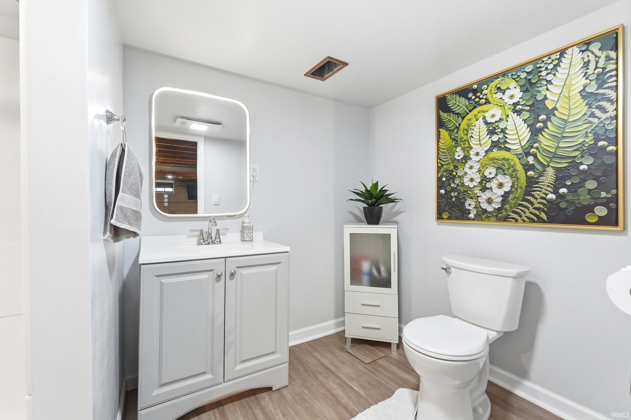 Image of 1218 Elmwood Avenue