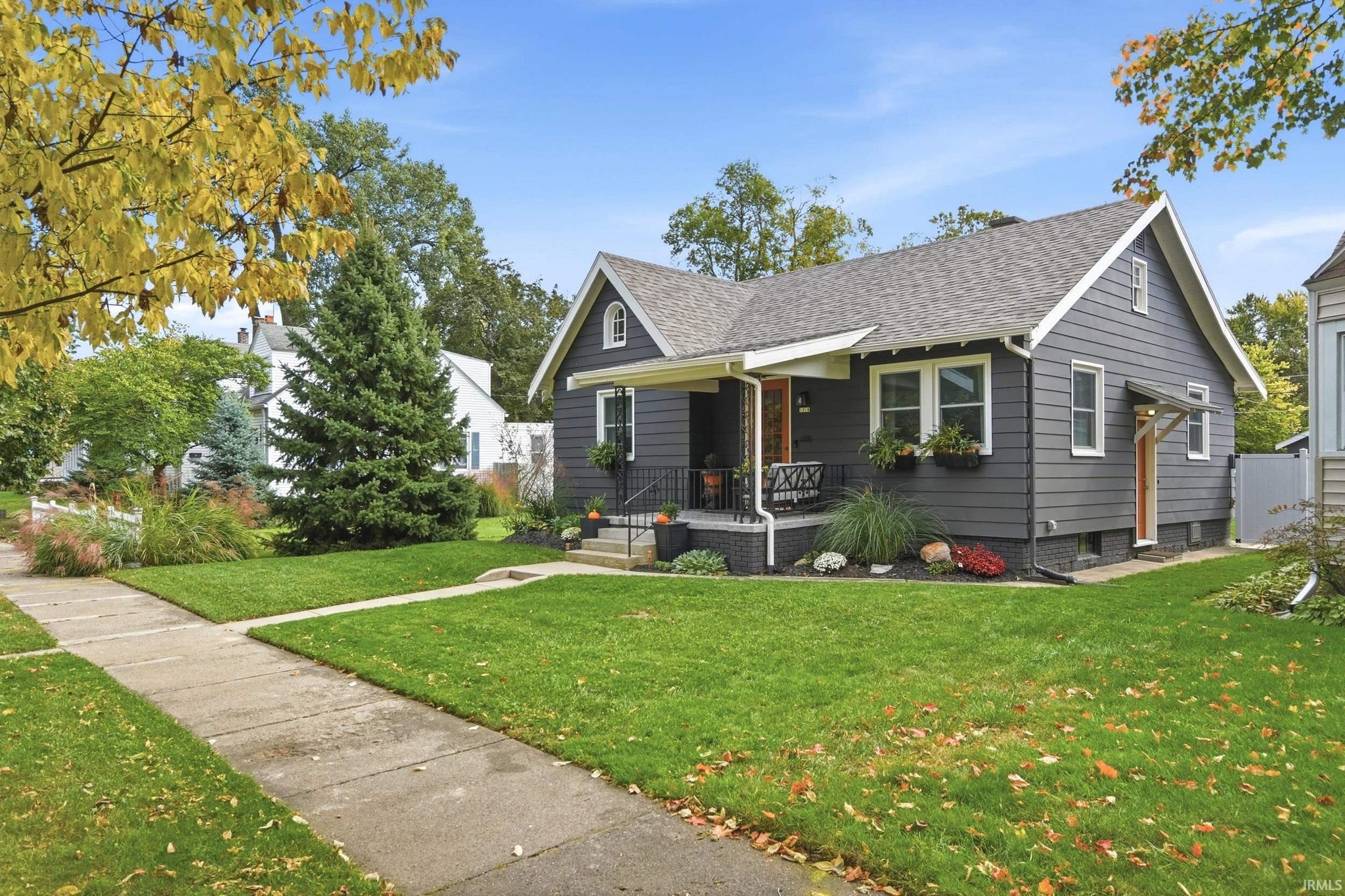 Image of 1218 Elmwood Avenue