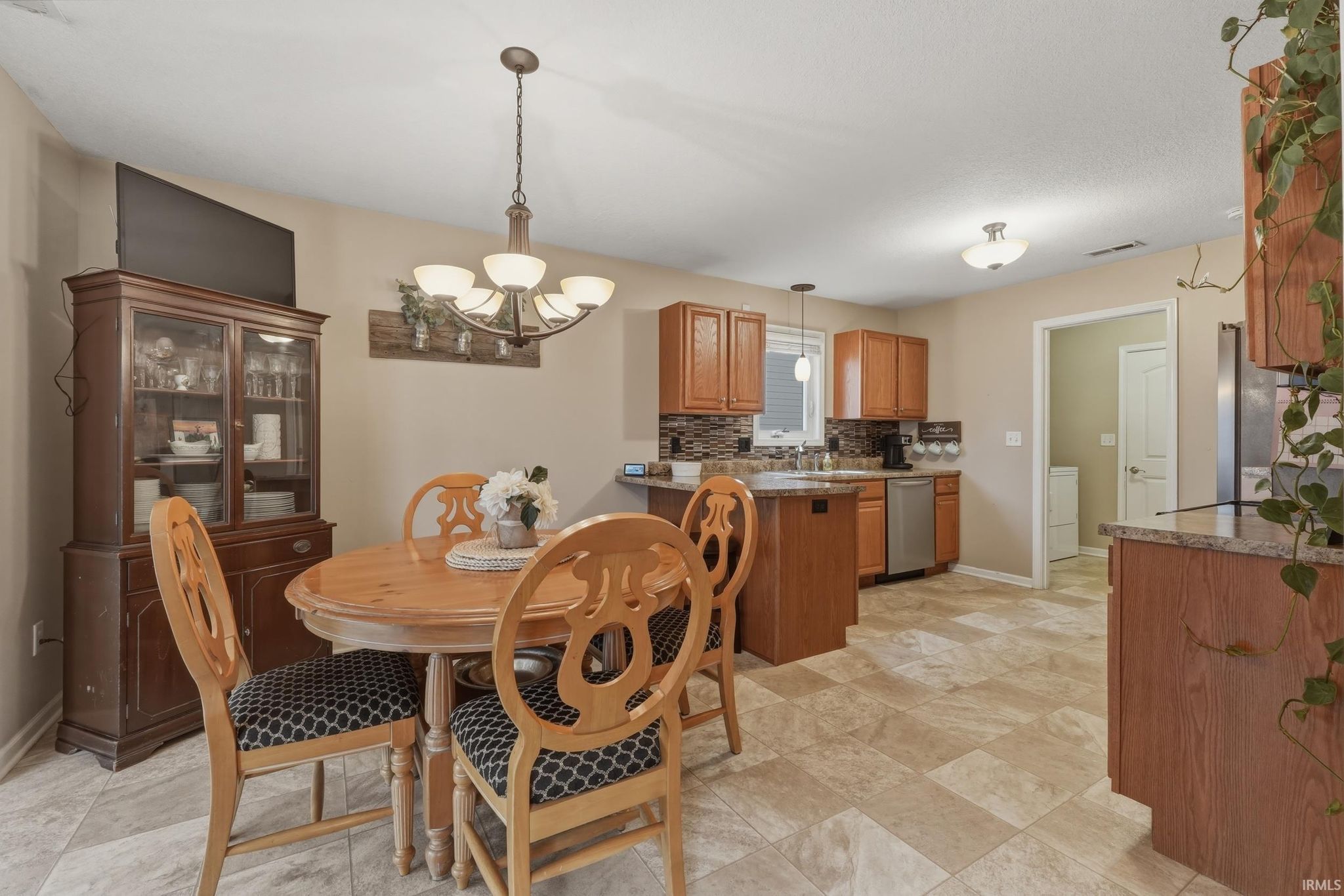 Image of 7520 Bowlander Way