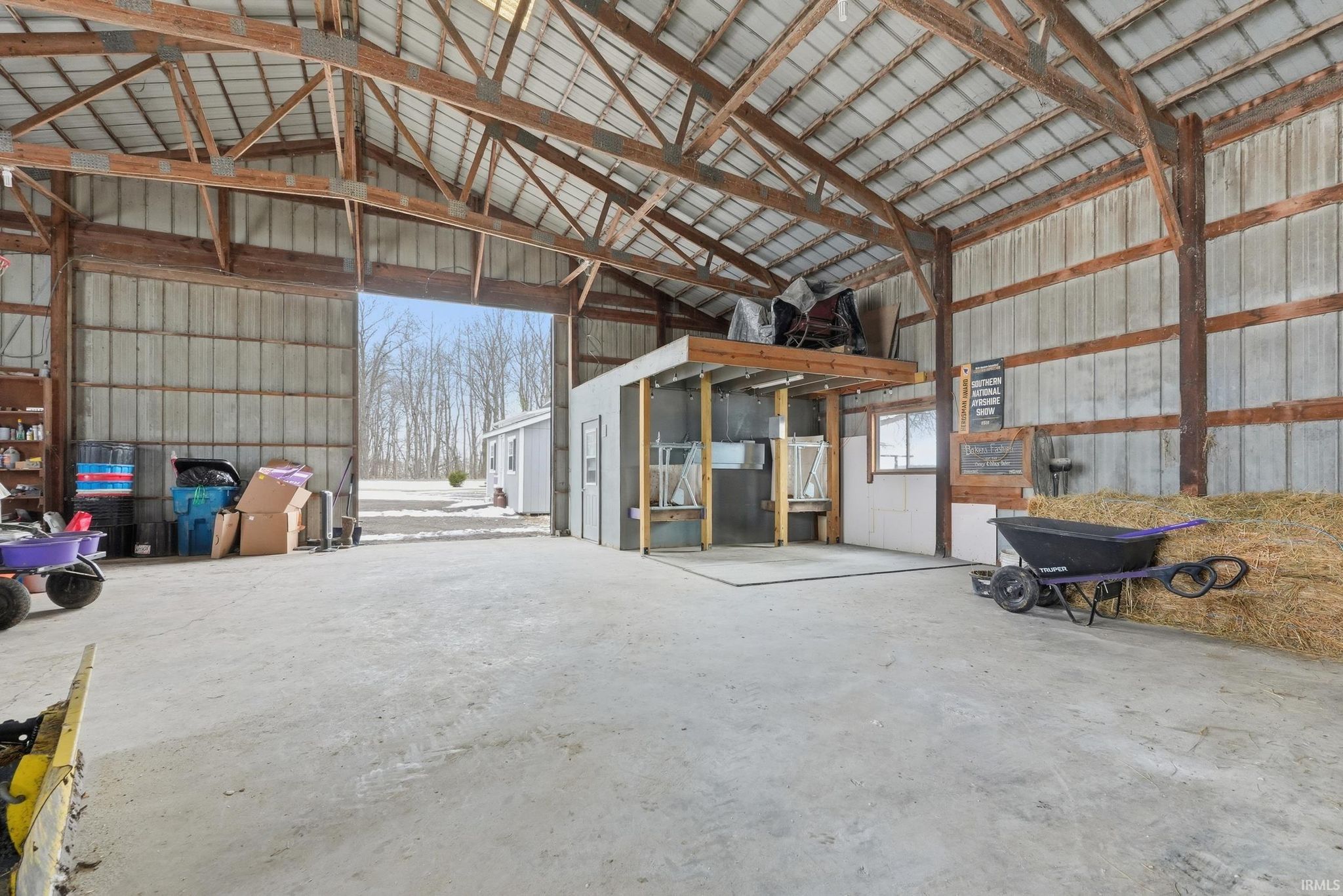 Image of 5156 N Mayne Road