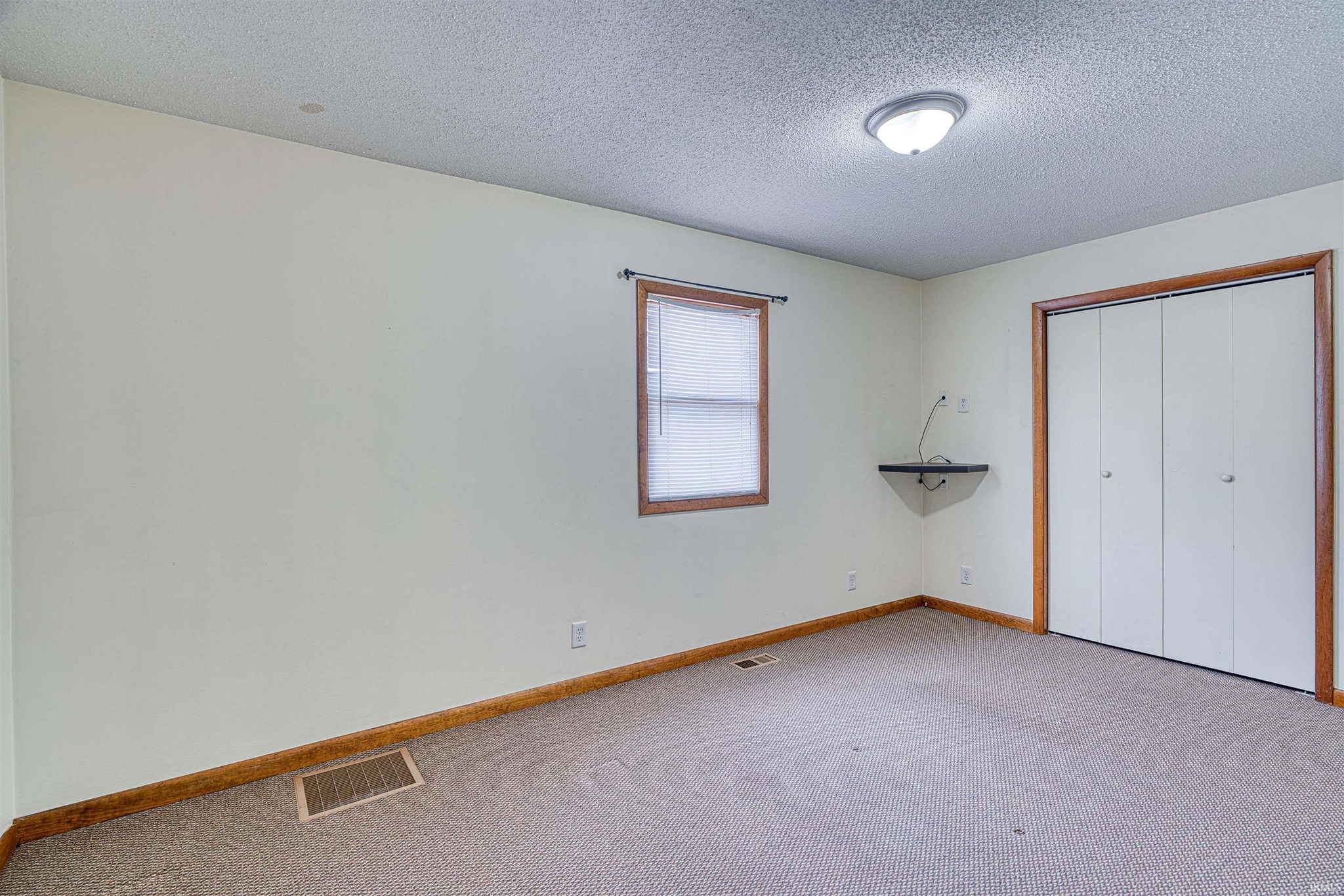 Image of 1017 W THIRD Street