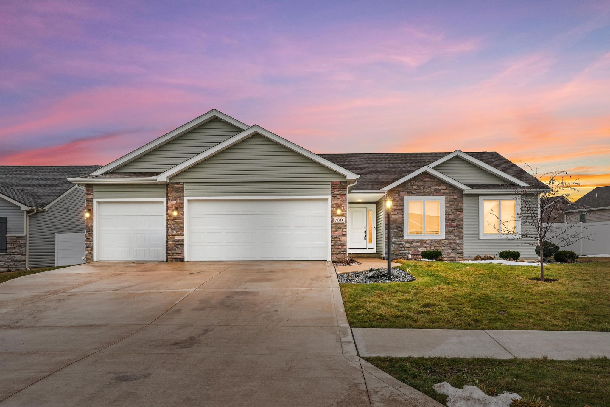 780 Sienna Court 780 Sienna Court