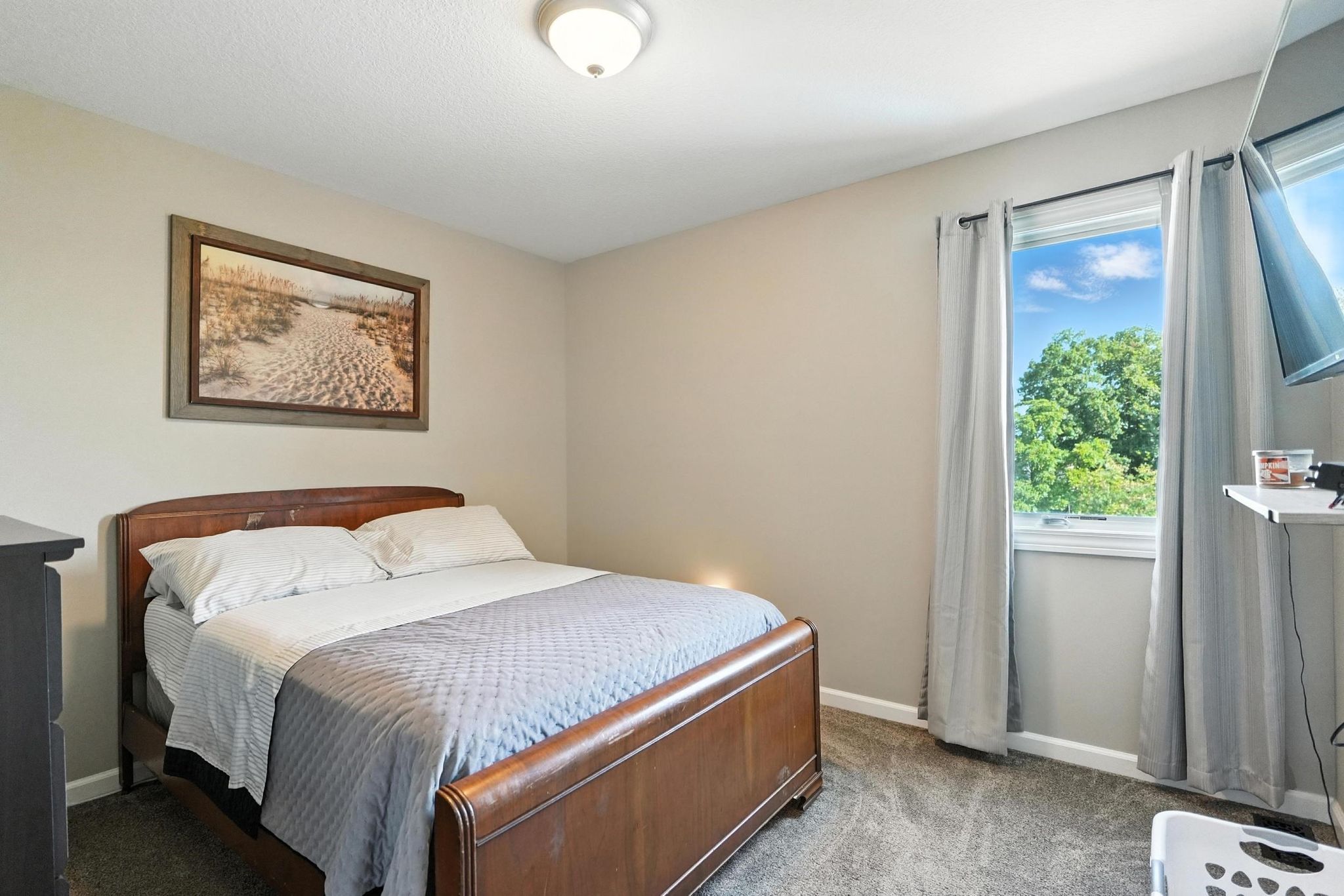 Image of 687 Sully Court