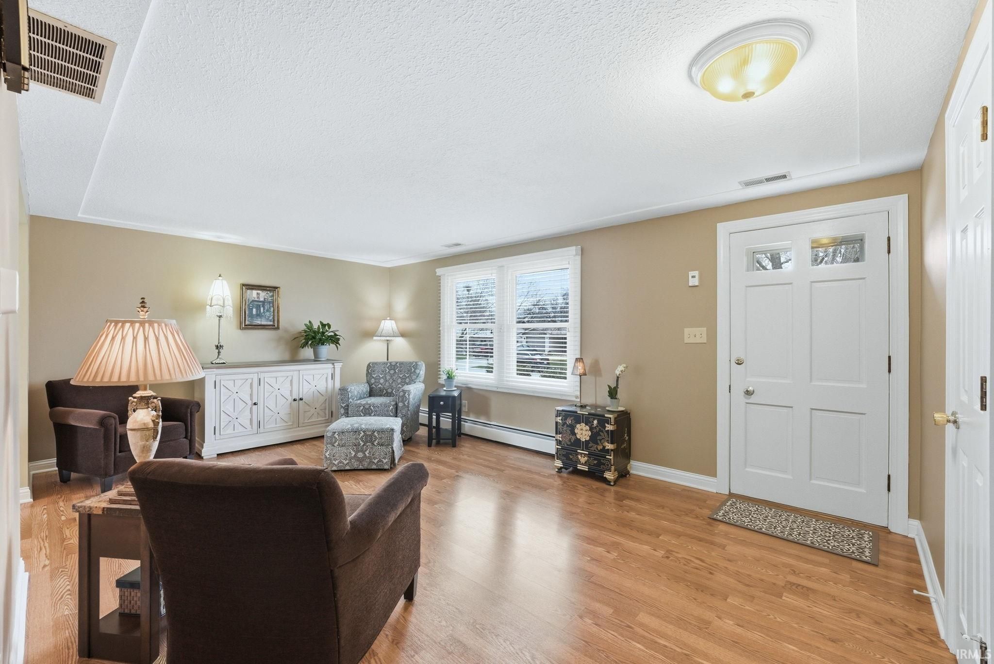 Image of 304 Iwo Street