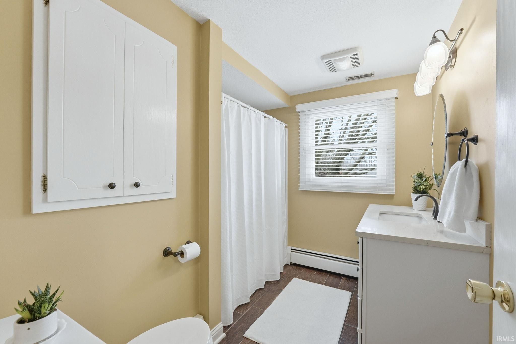 Image of 304 Iwo Street