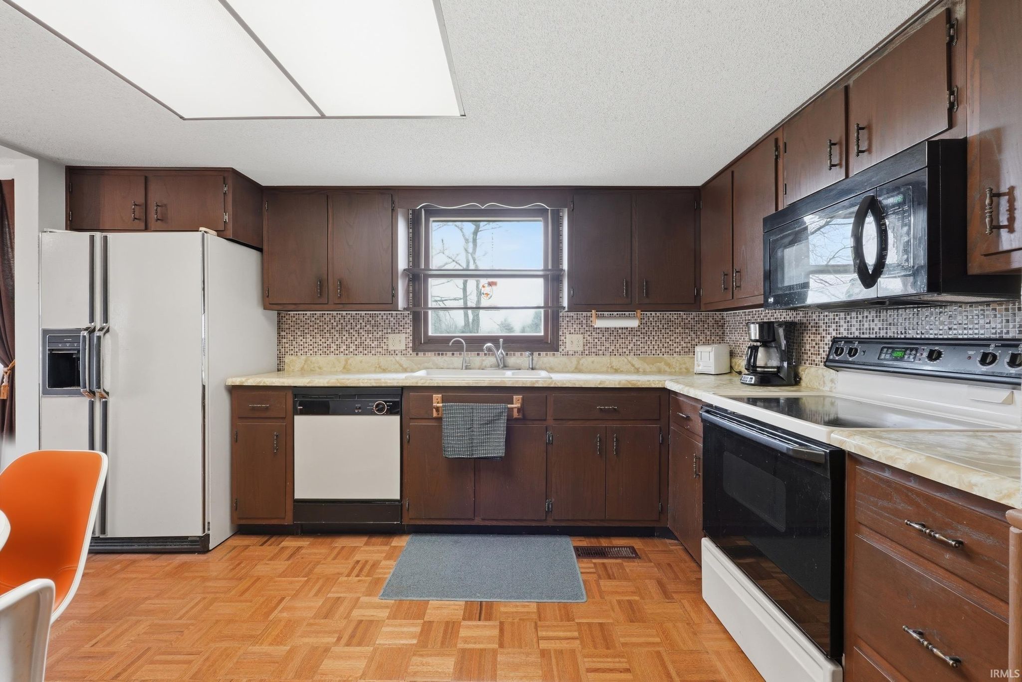 Image of 18832 Amstutz Road