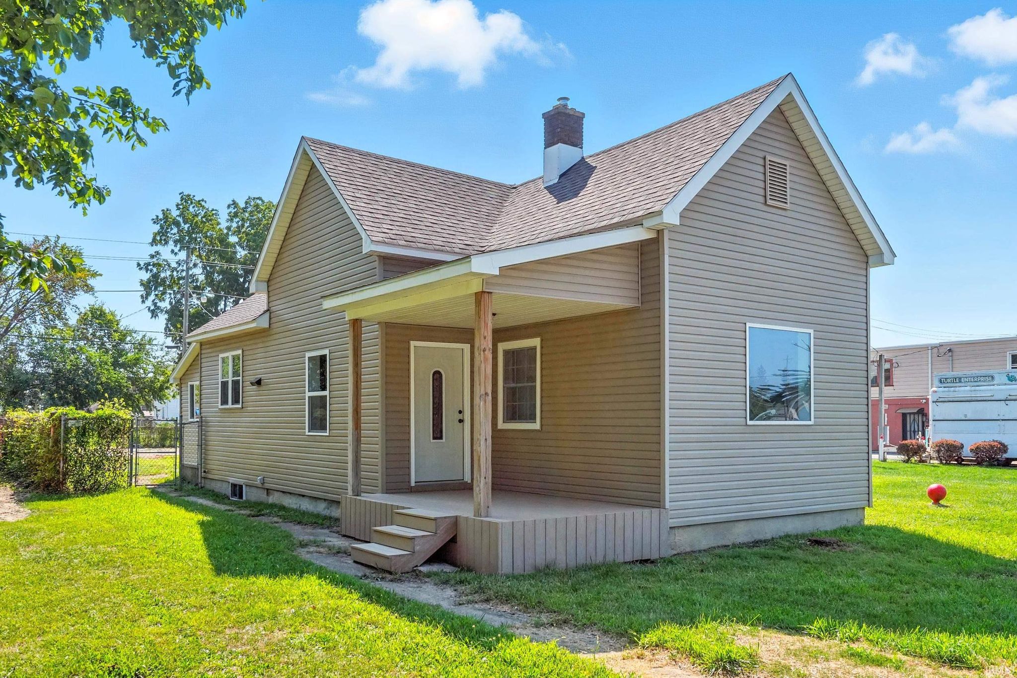 2611 S Anthony Boulevard 2611 S Anthony Boulevard