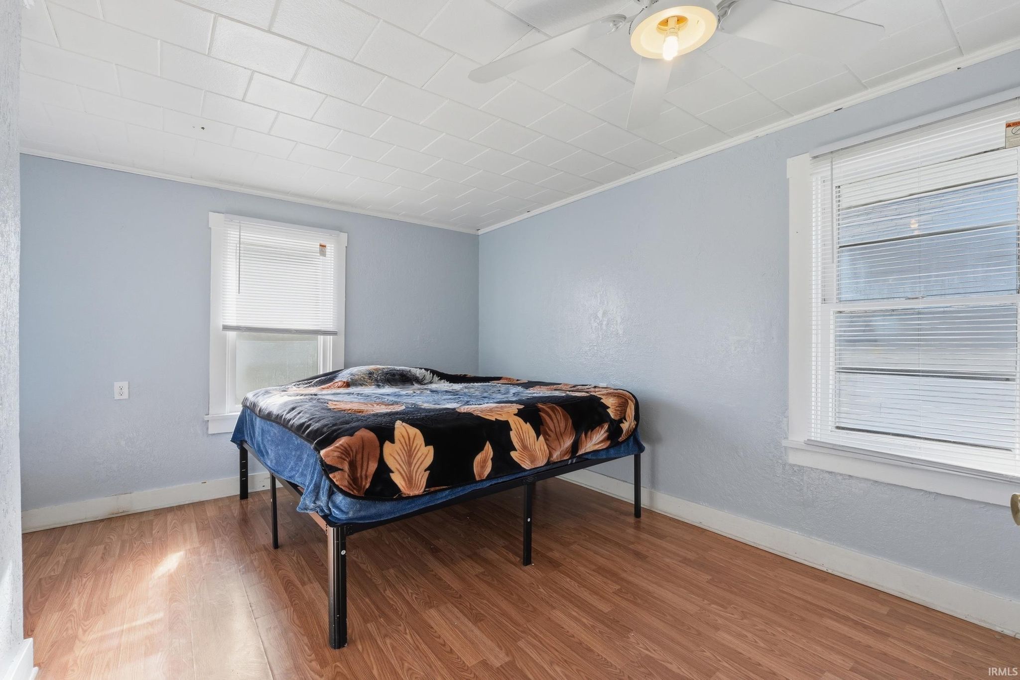 Image of 3015 Holton Avenue