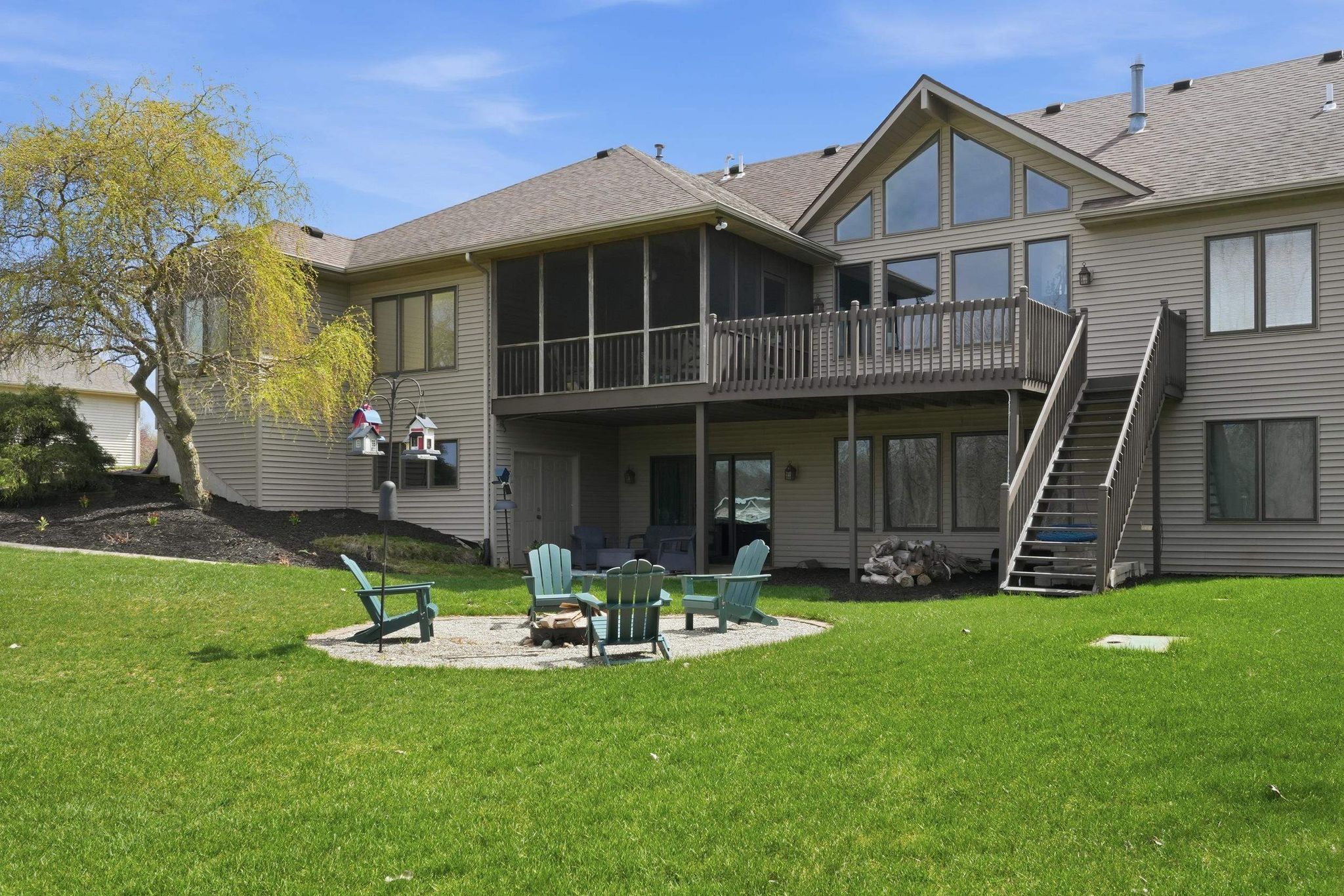 Image of 2025 N 110 W