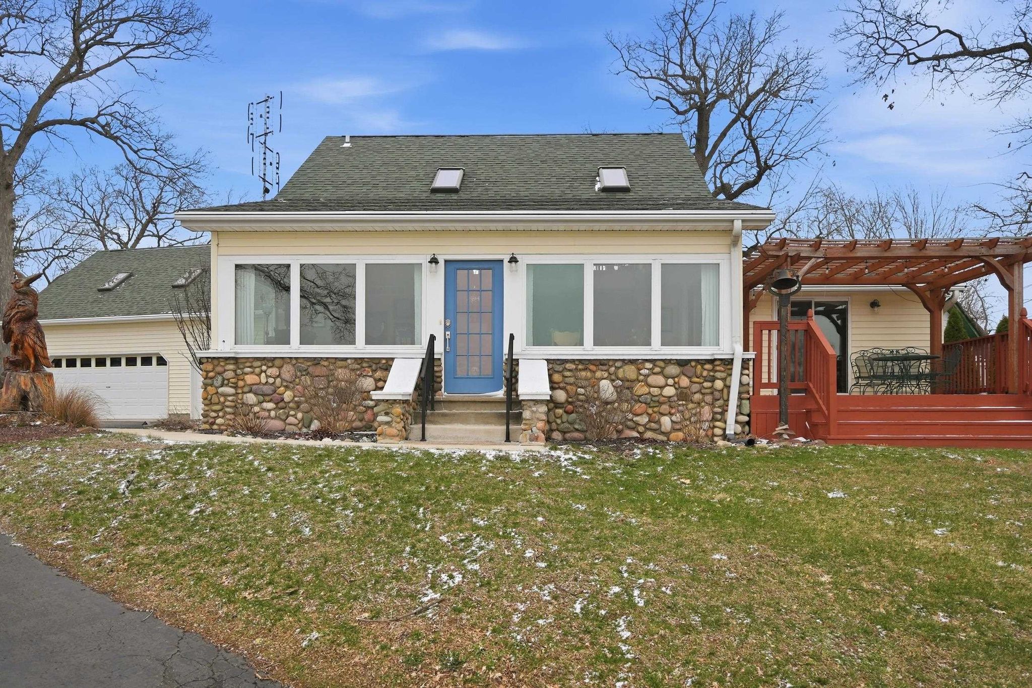 11995 E 600 N 11995 E 600 N