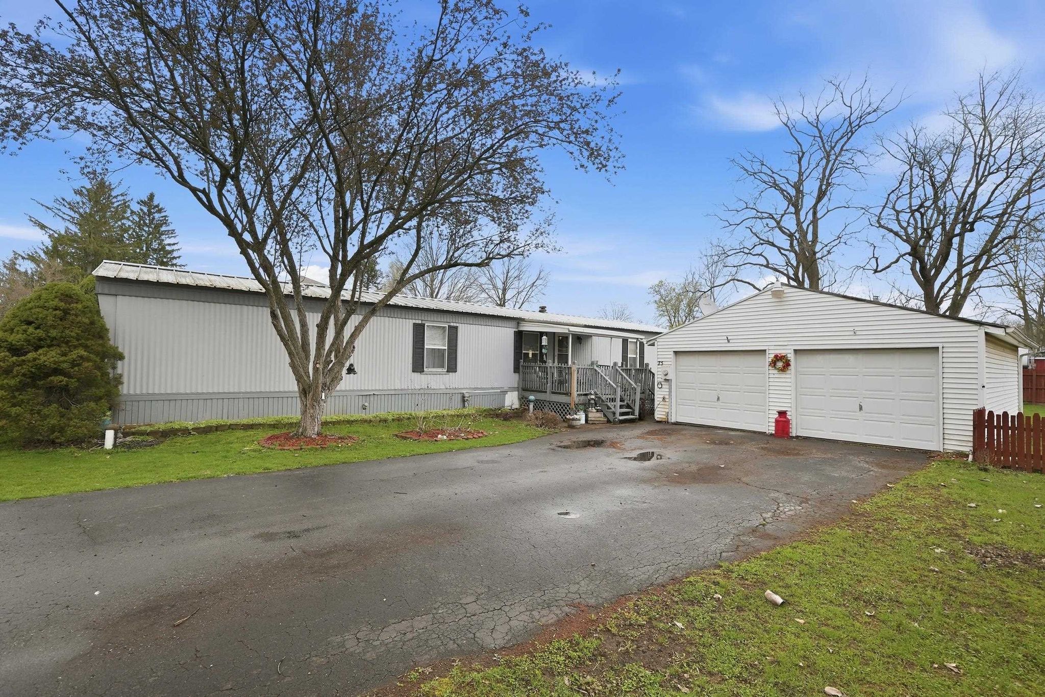 75 Lane 101 Long Beach Lake 75 Lane 101 Long Beach Lake