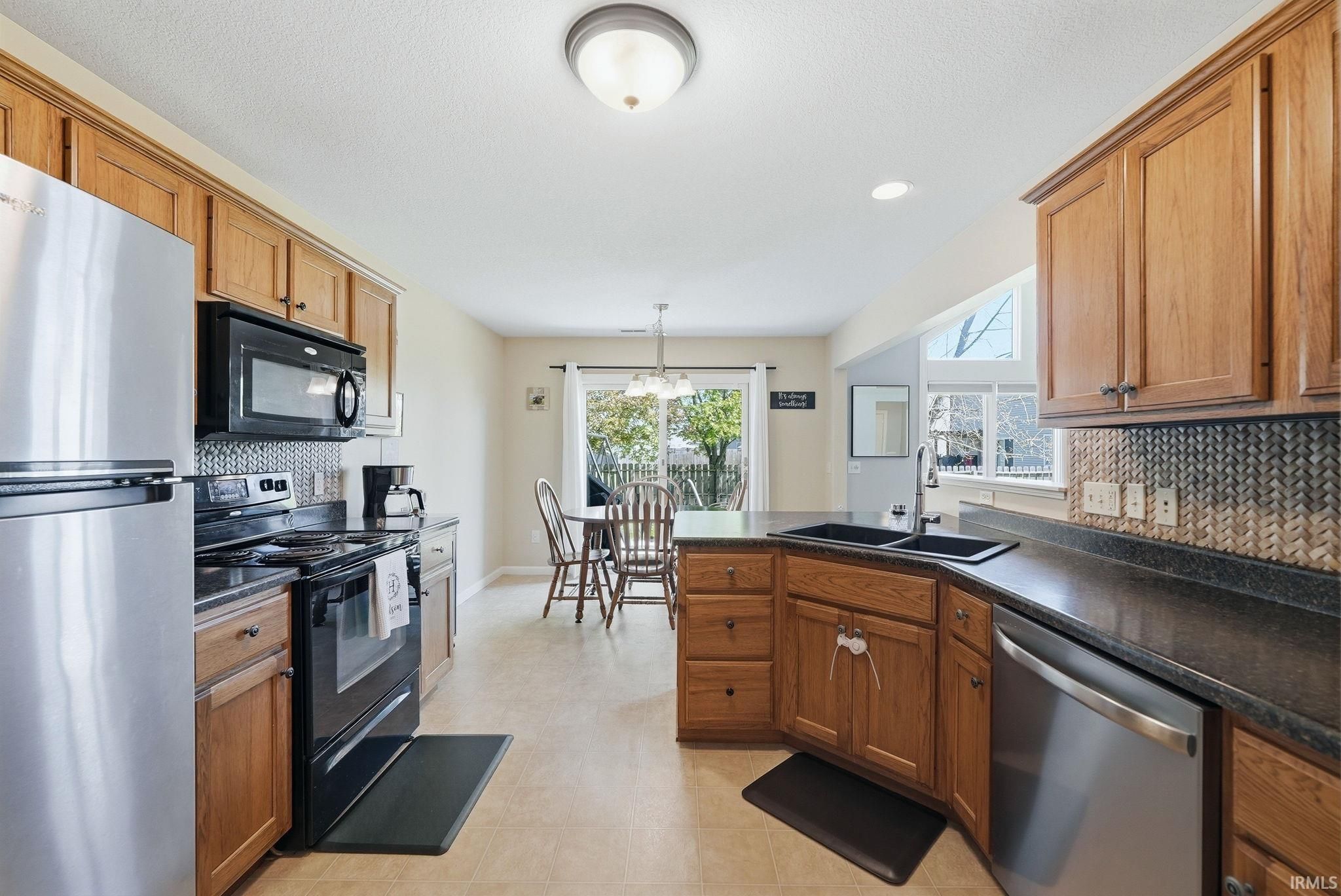 Image of 2910 Marguerite Drive