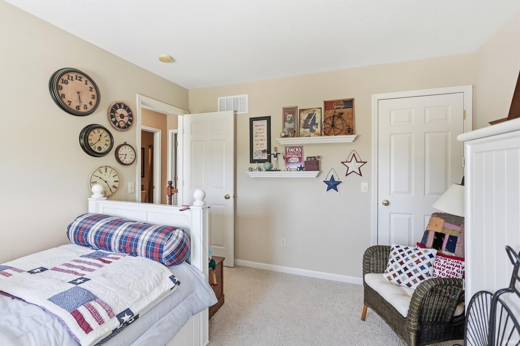 Image of 6836 King Lear Boulevard