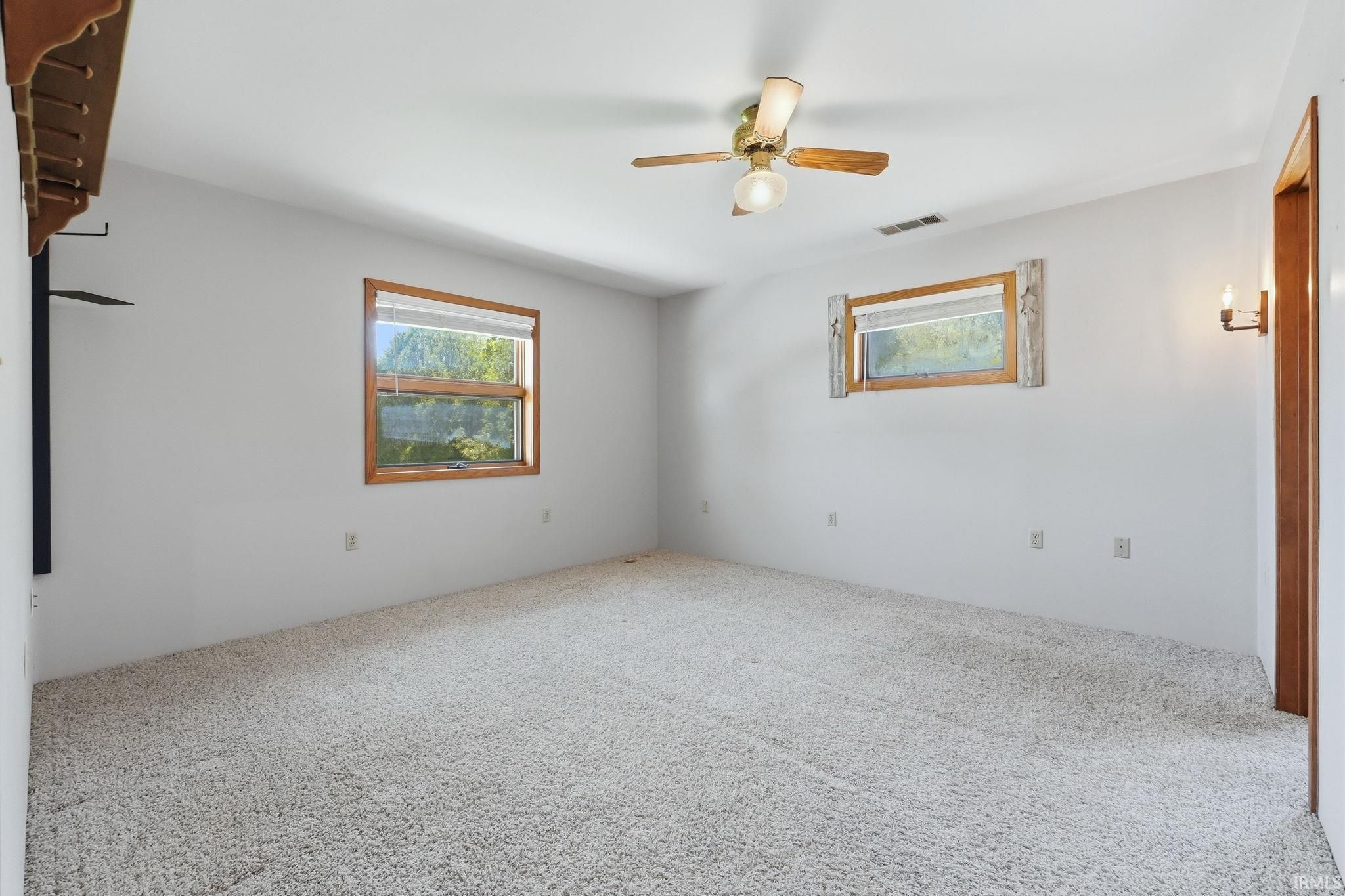 Image of 11401 W 500 S Road