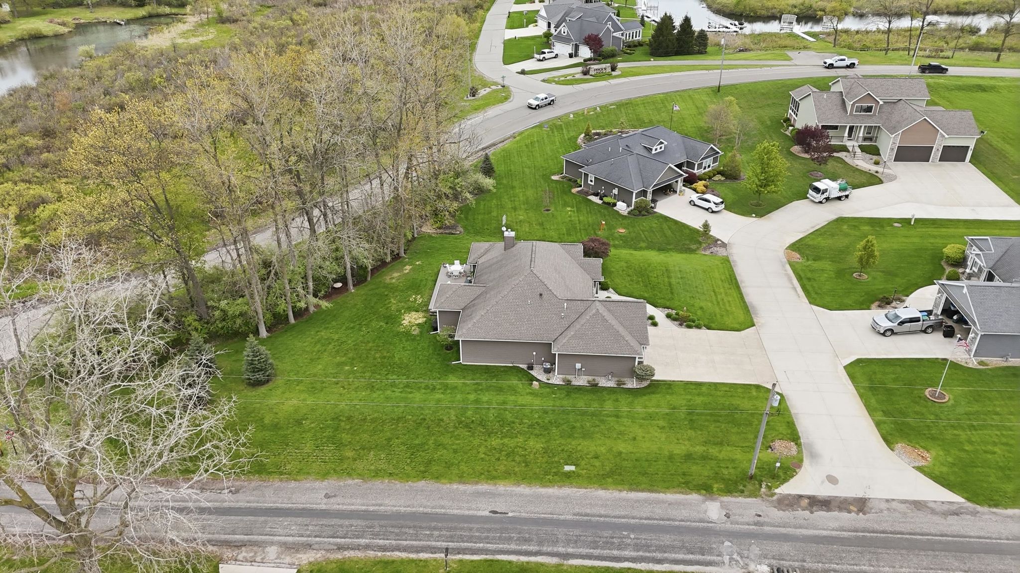 Image of 15 LN 342 Lake James
