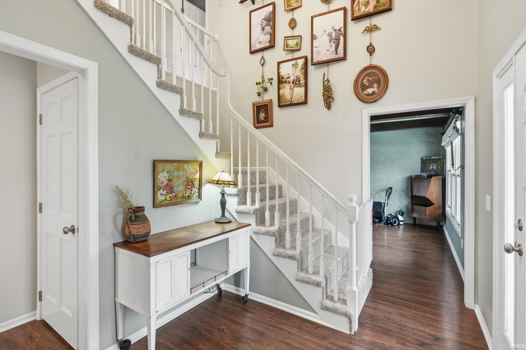 Image of 10915 Spring Oak Road