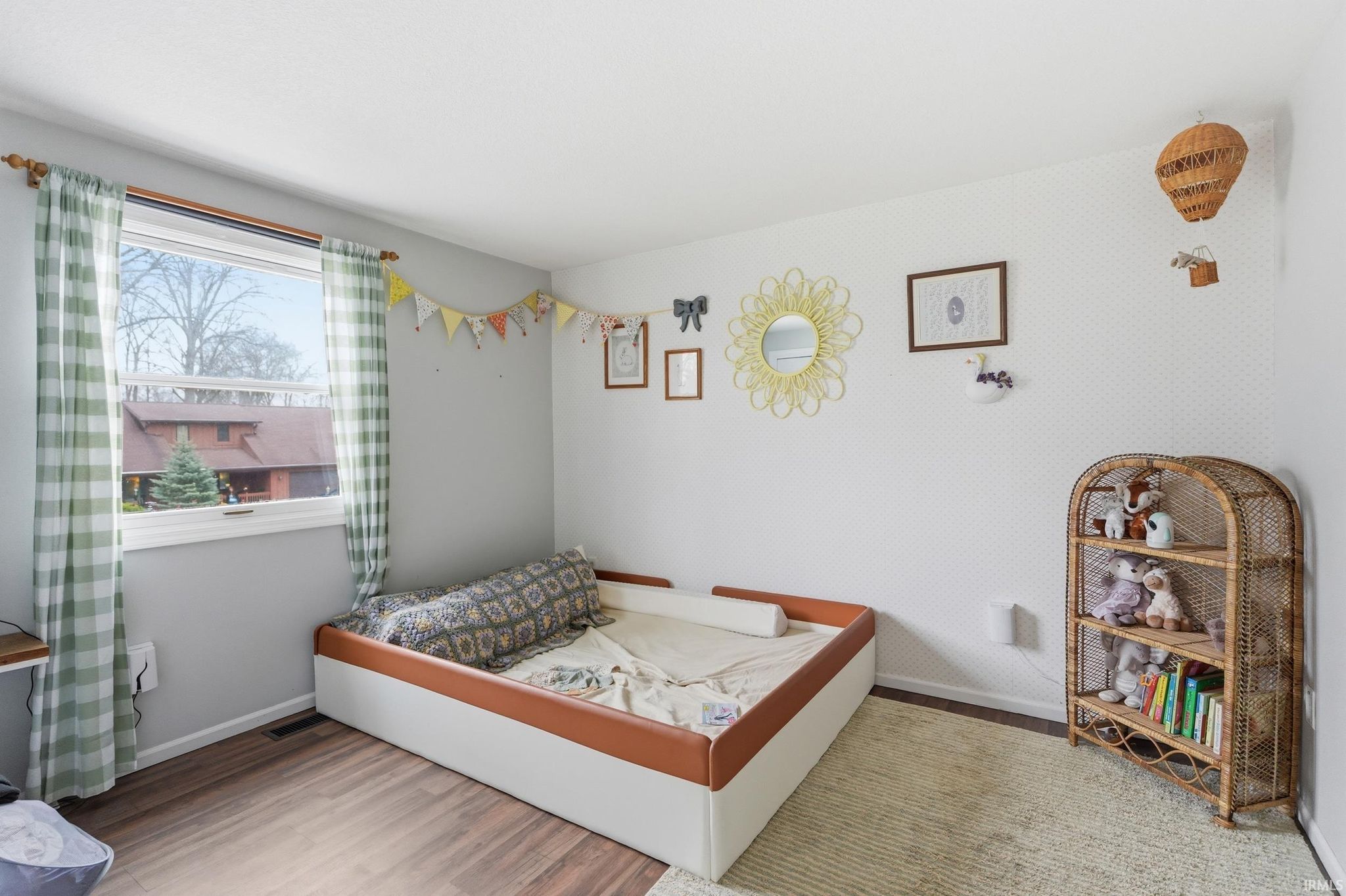 Image of 10915 Spring Oak Road