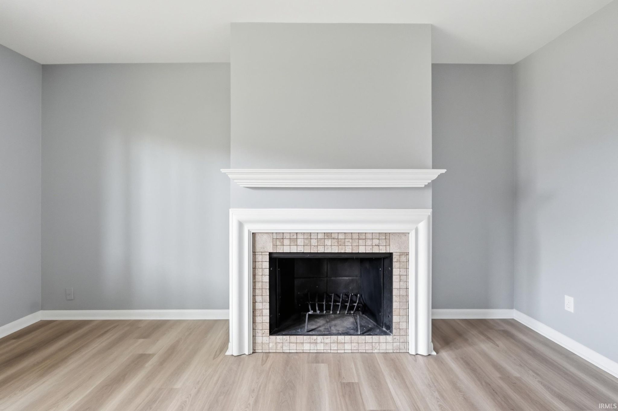 Image of 5675 S Wayne Avenue