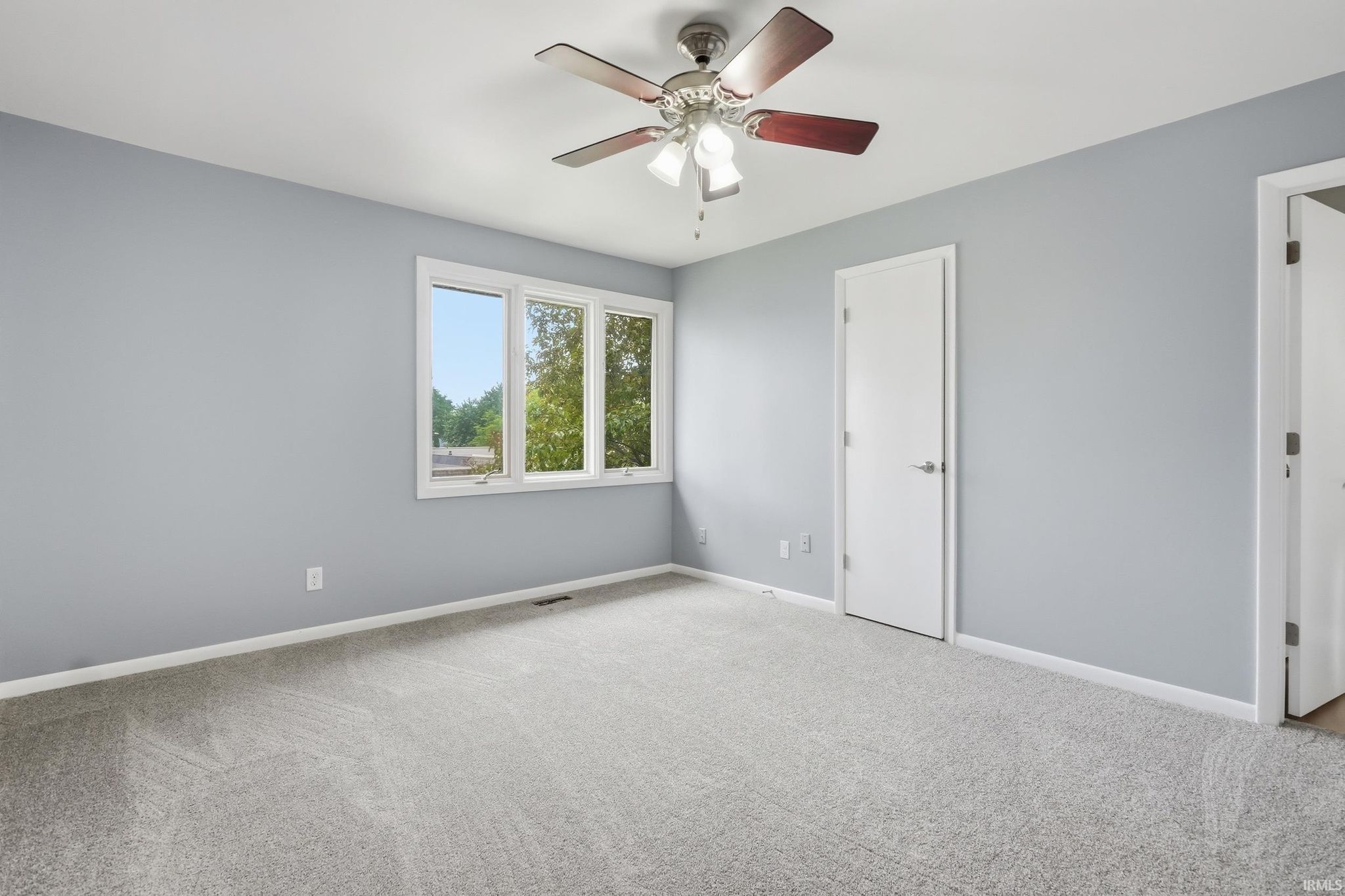 Image of 5675 S Wayne Avenue