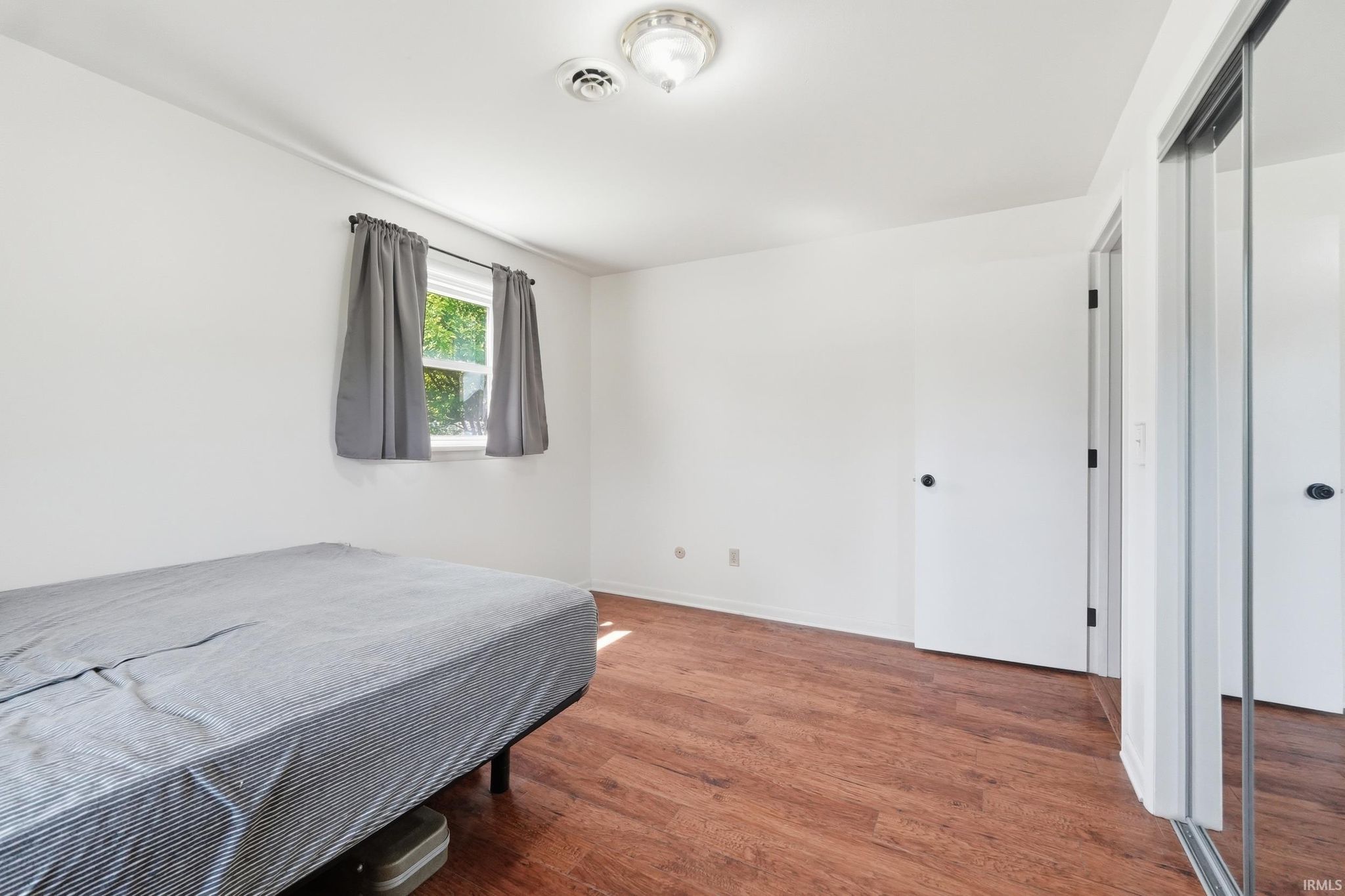Image of 704 Brentwood Circle
