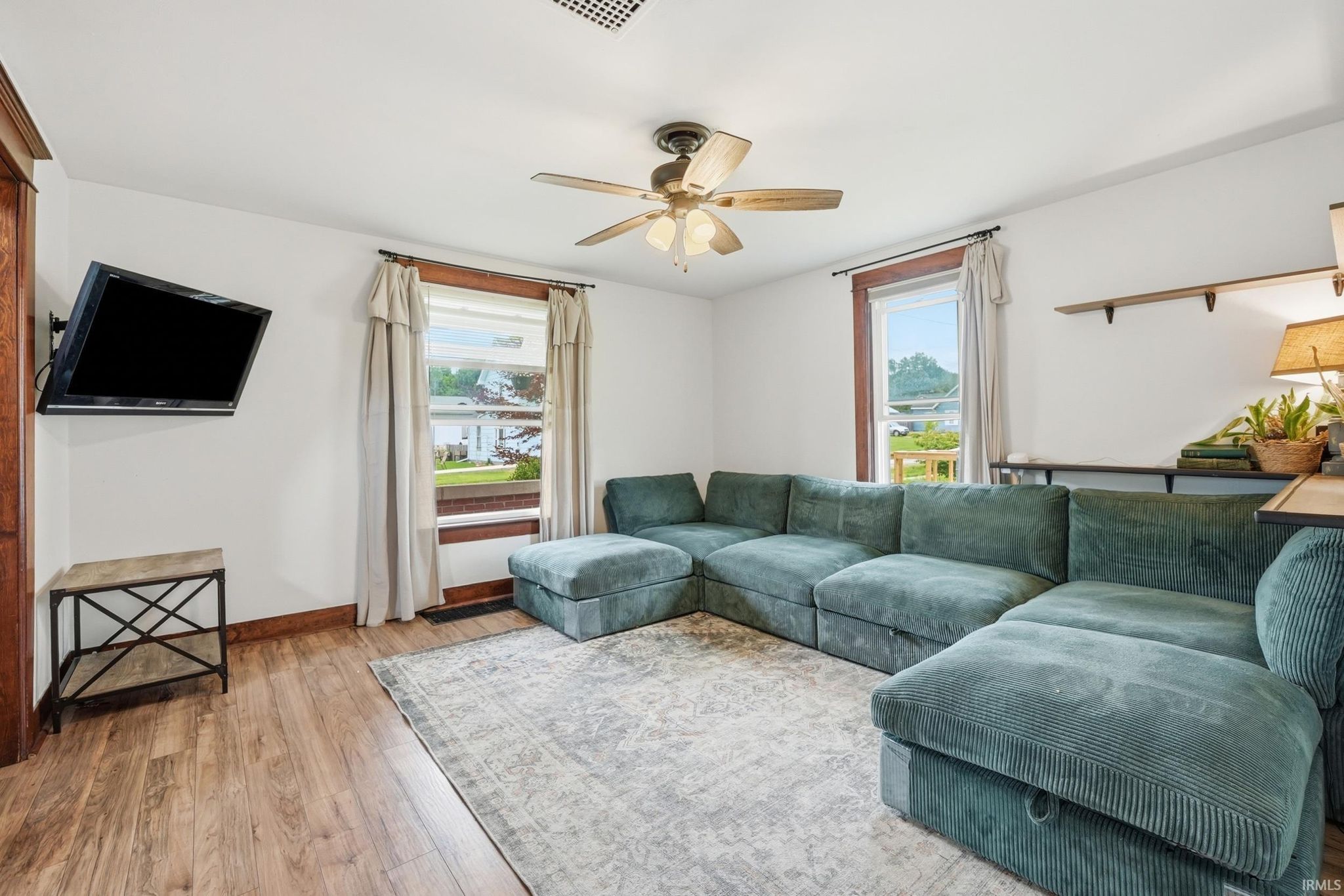 Image of 2966 W Scott Street