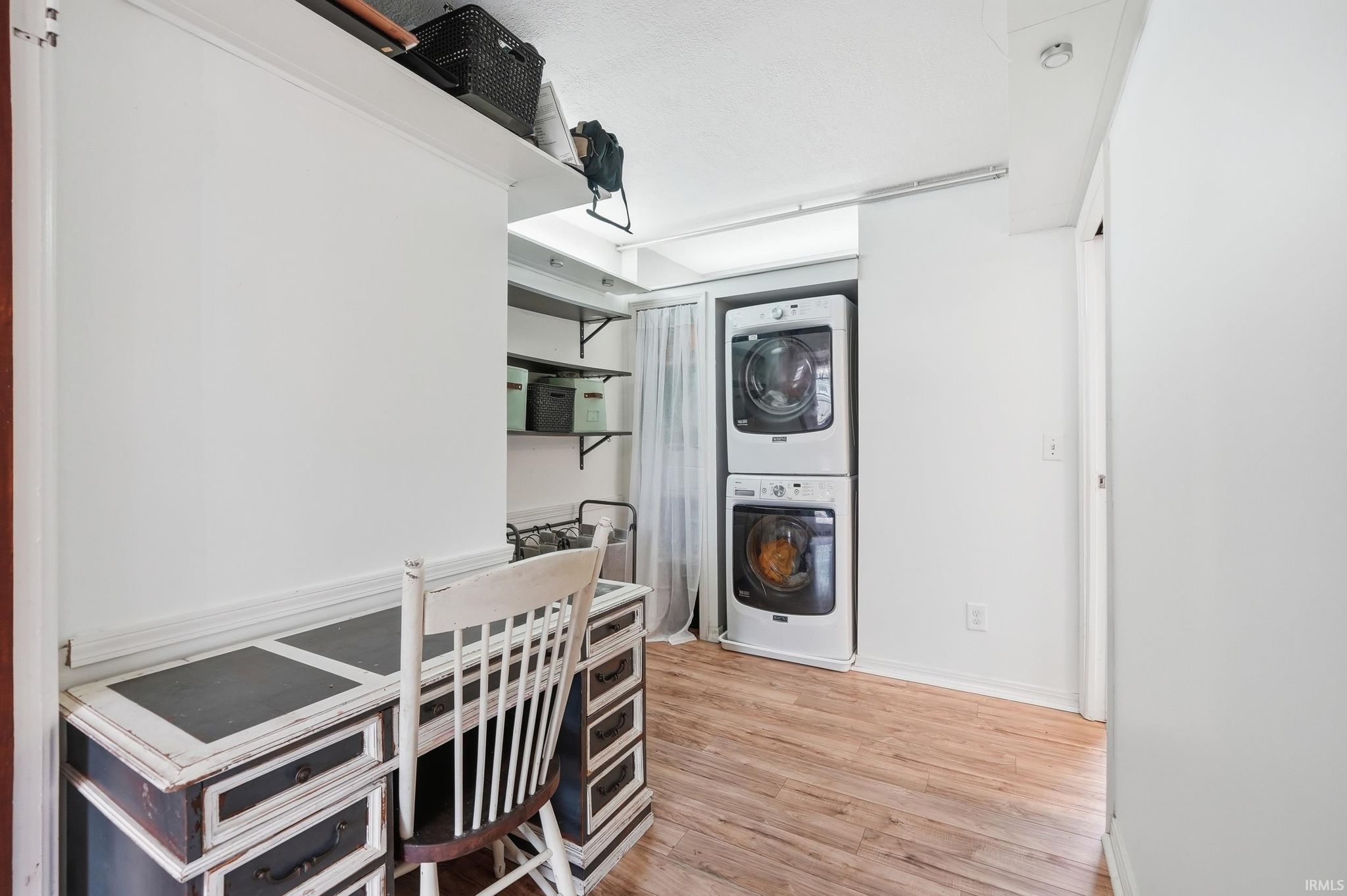 Image of 2966 W Scott Street