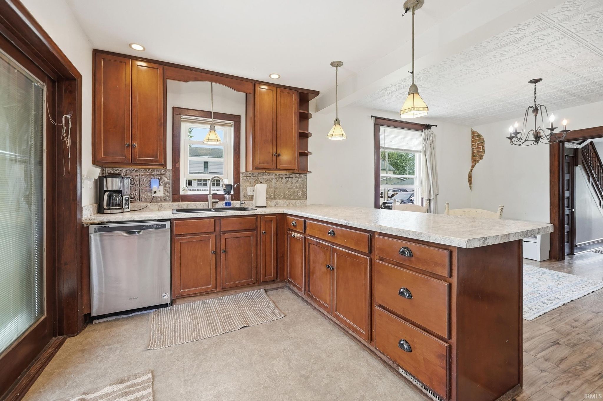 Image of 2966 W Scott Street