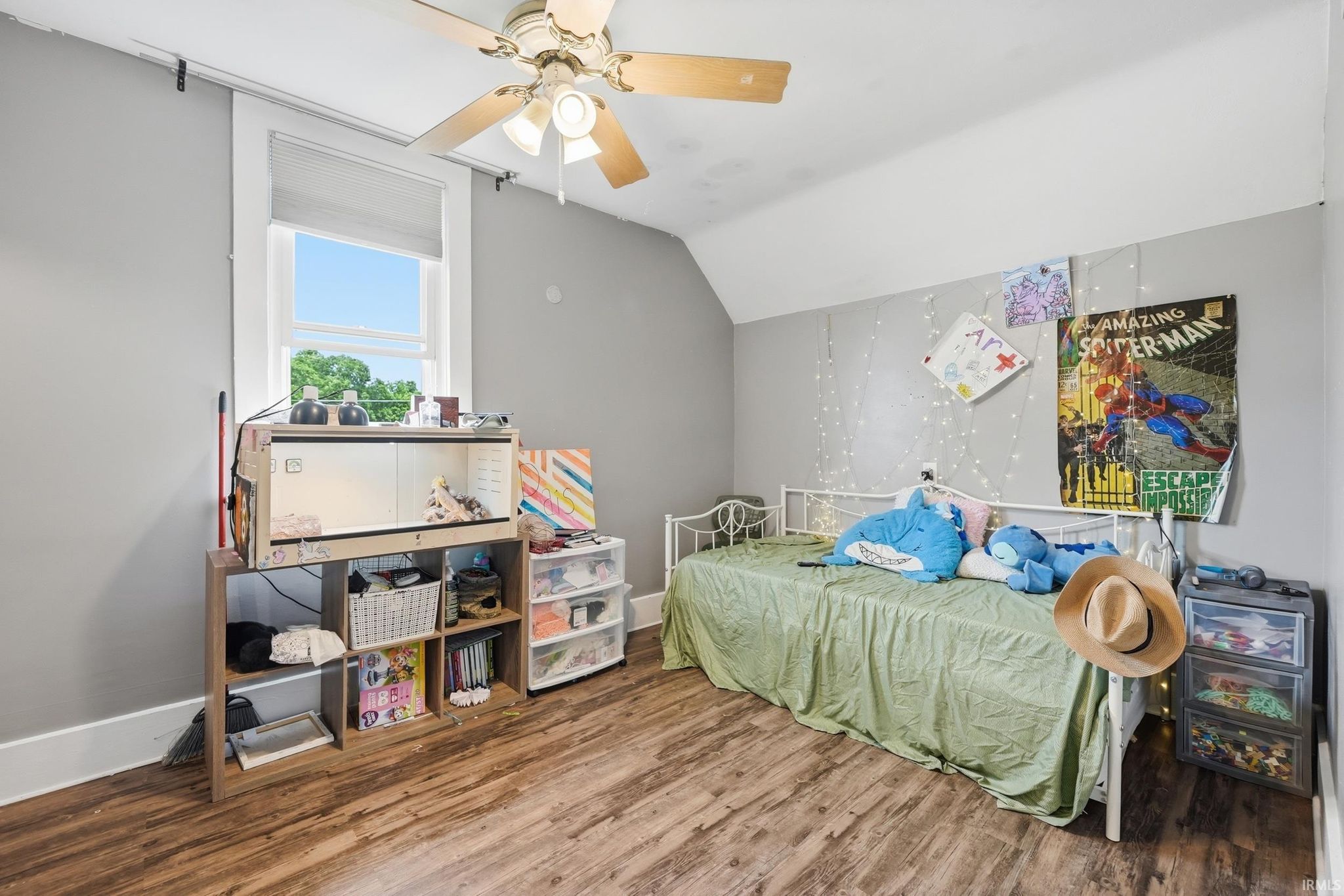Image of 2966 W Scott Street