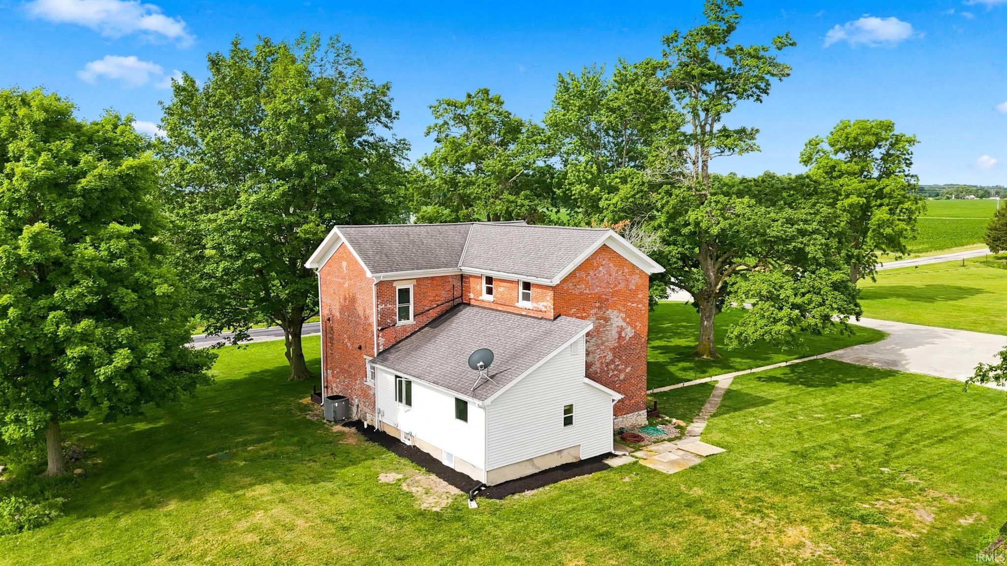 Image of 4176 E 400 Road