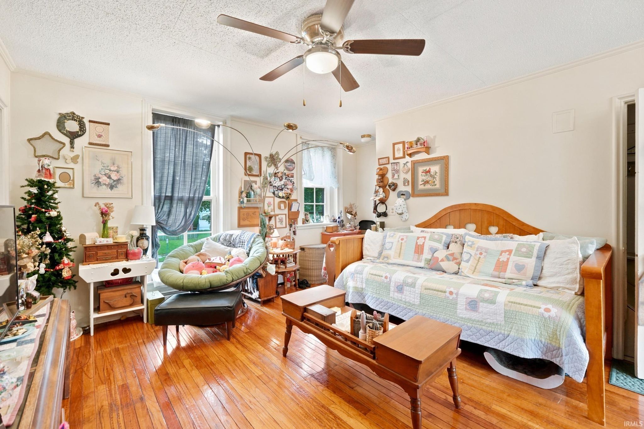 Image of 1004 Delaware Avenue