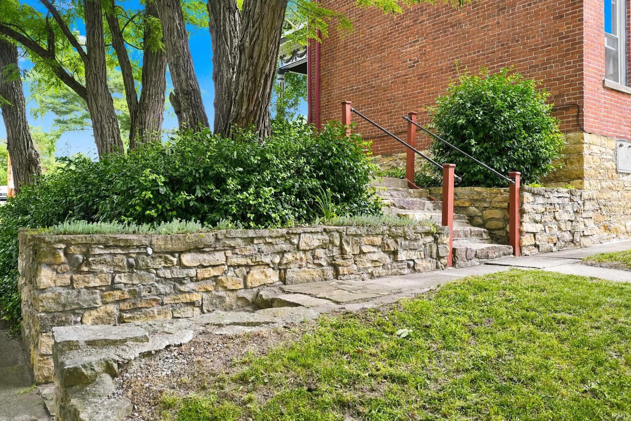 Image of 1004 Delaware Avenue