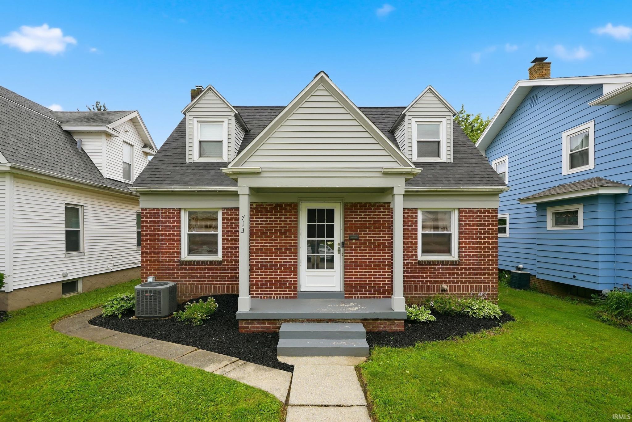 713 Greenlawn Avenue