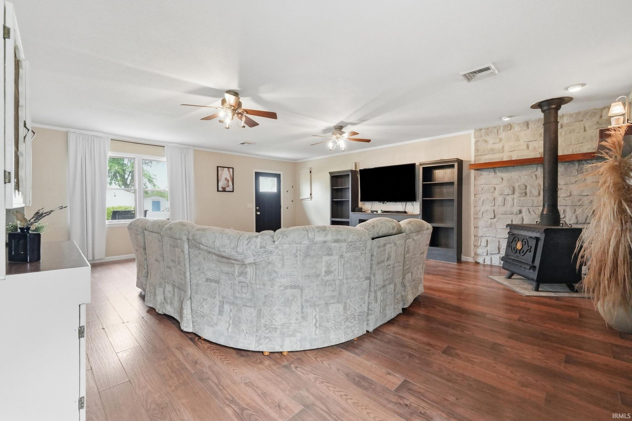 Image of 11405 Edgewater Avenue