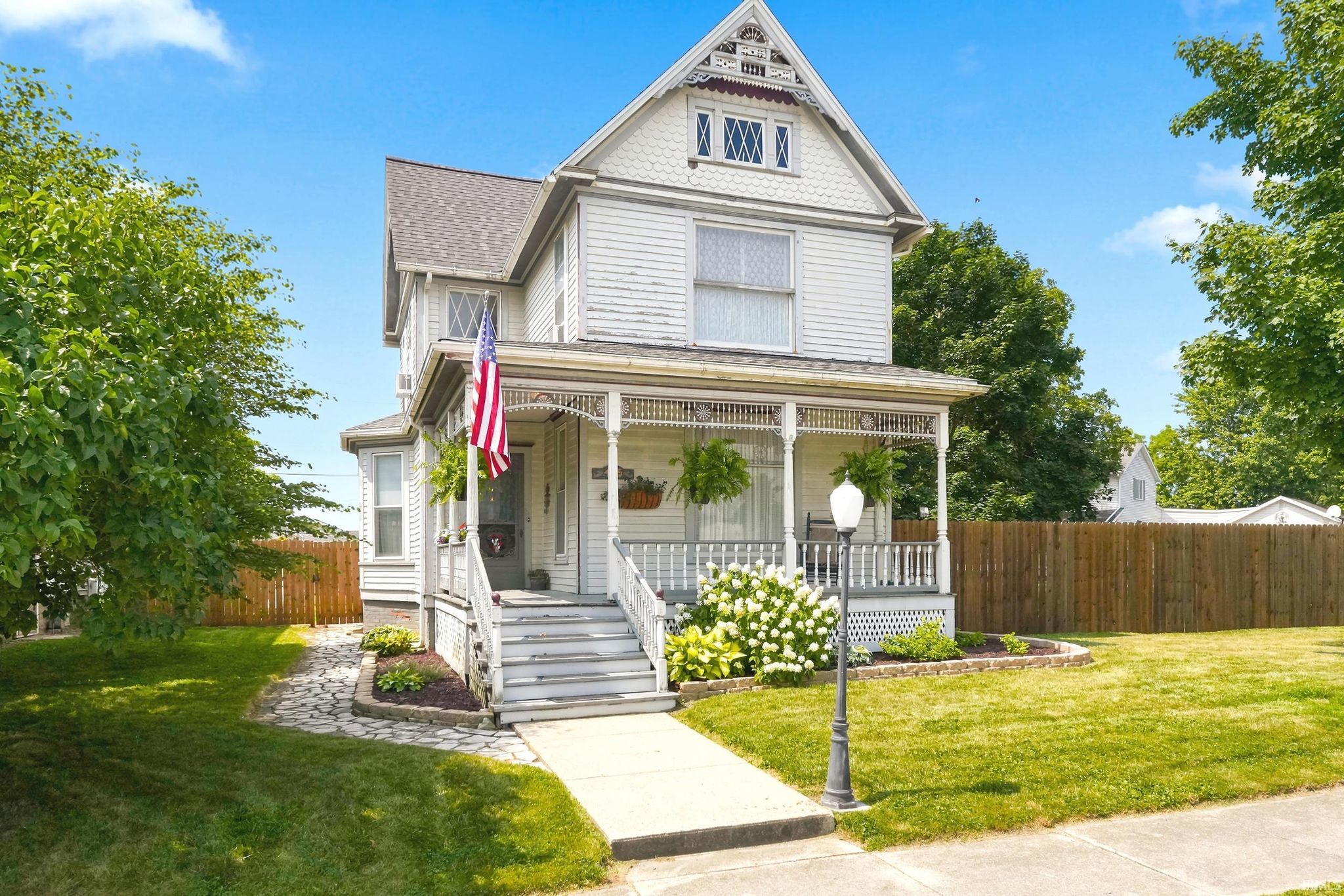 Image of 405 W South Street