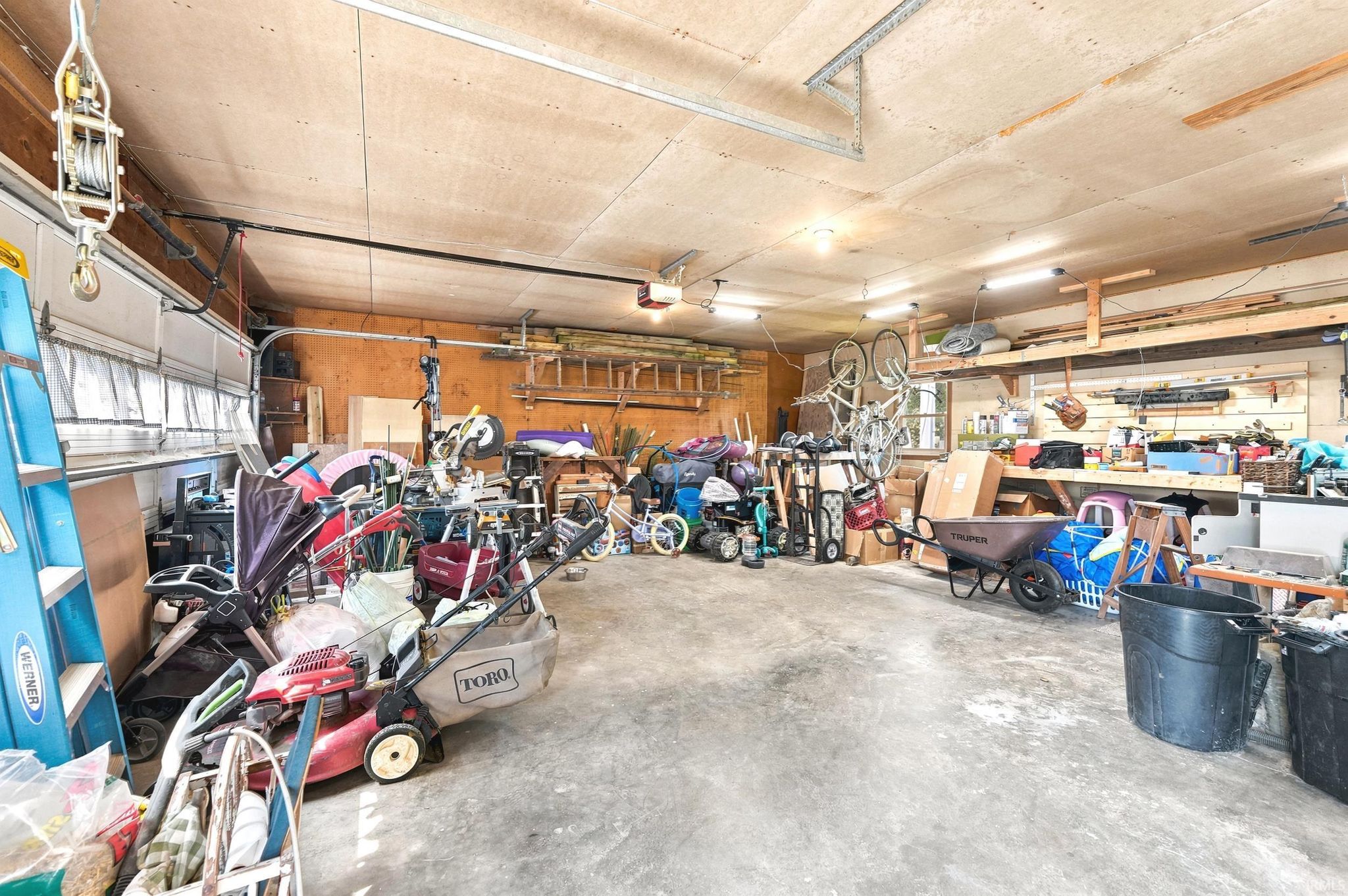 Image of 405 W South Street