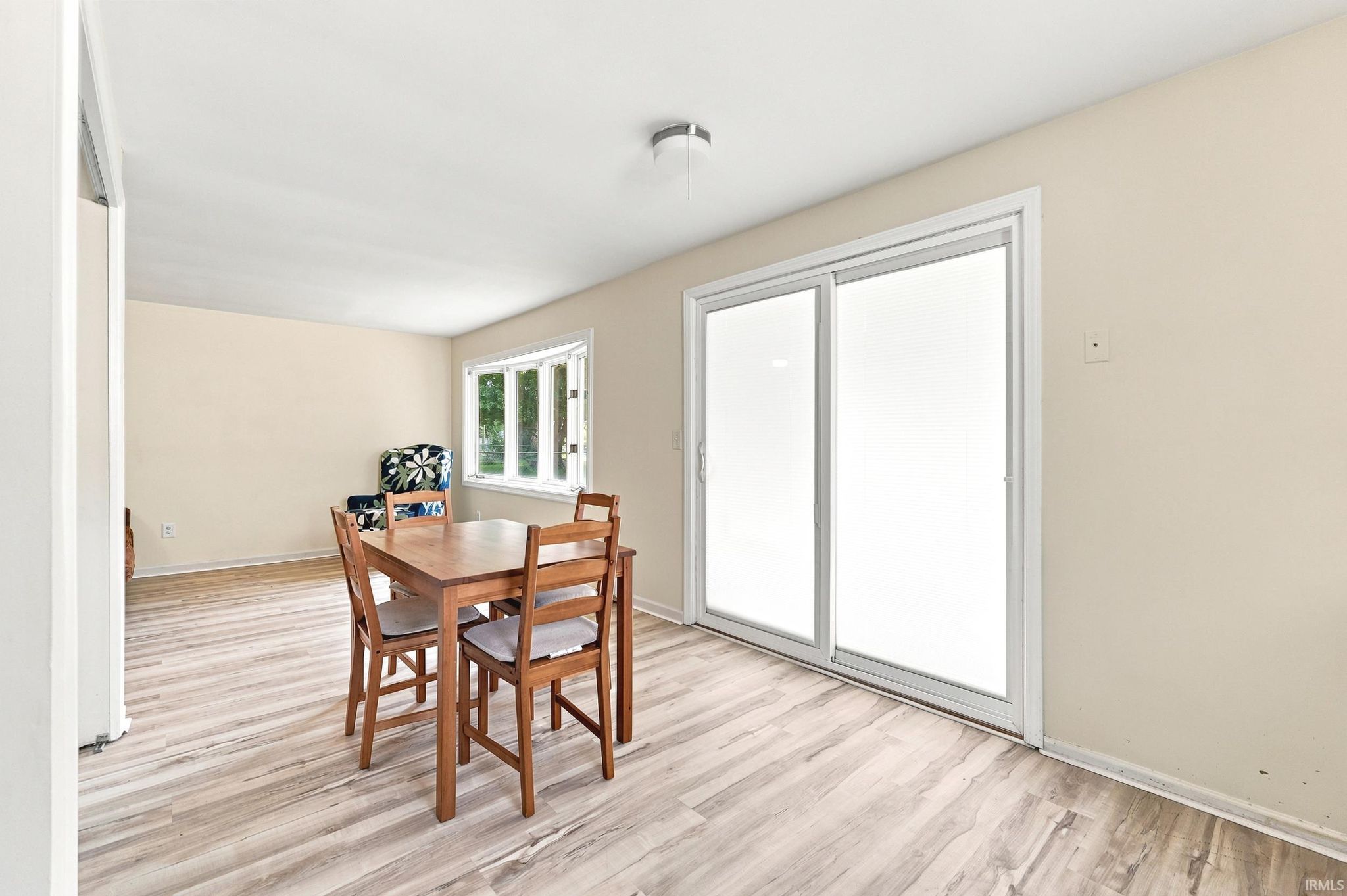 Image of 1421 Rabbit Run