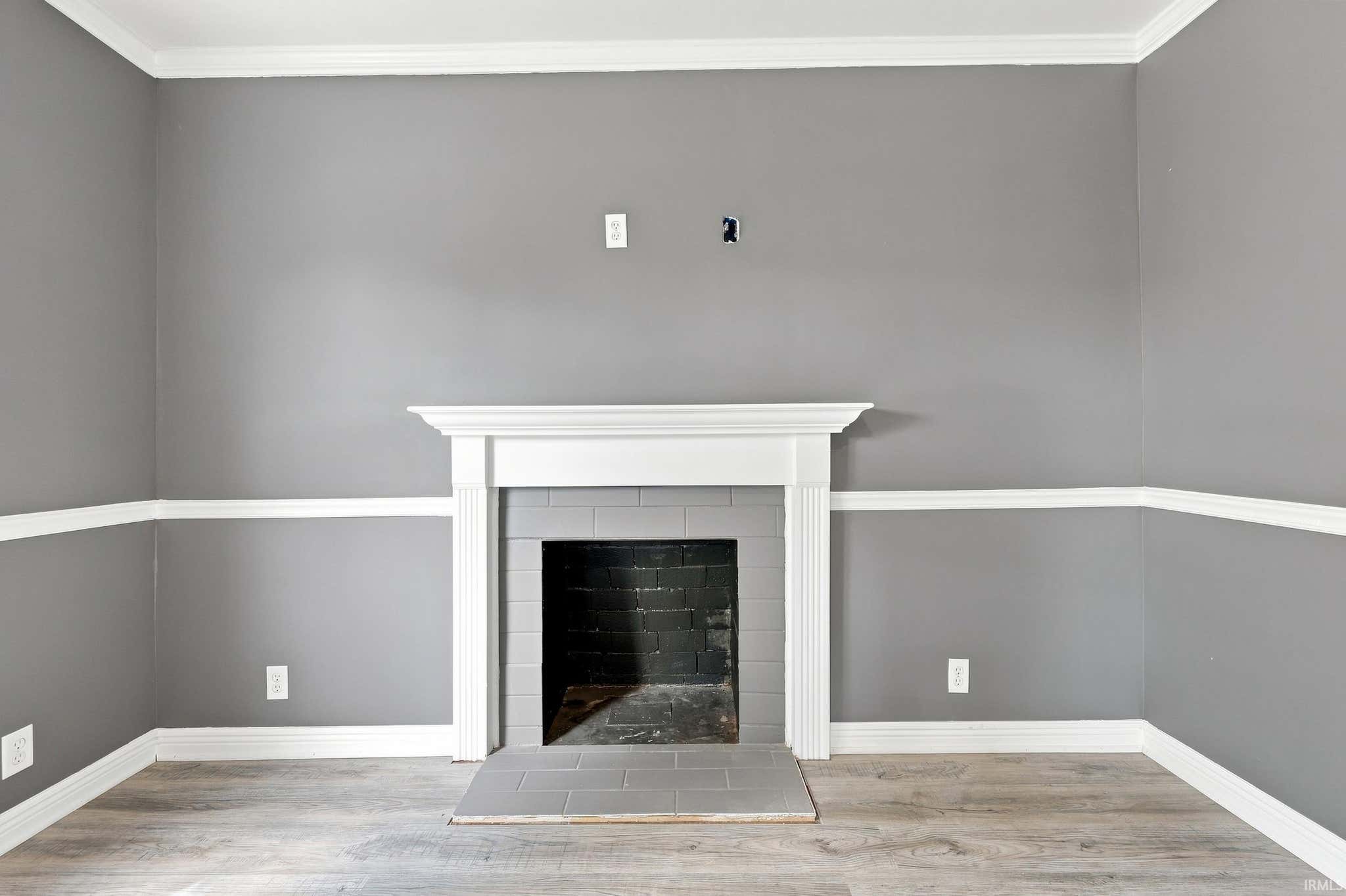 Image of 212 W LINCOLNWAY Road