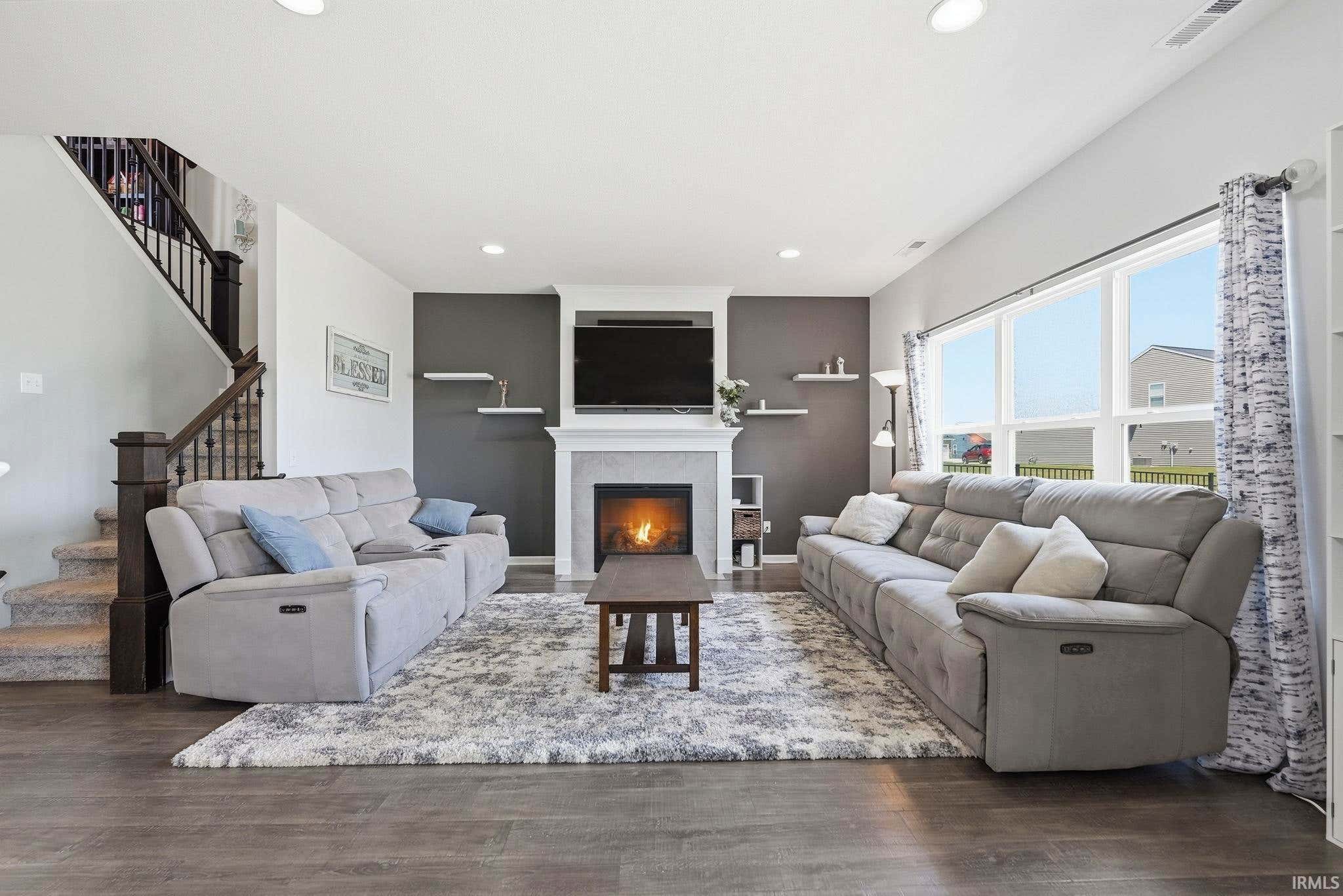 Image of 956 Meravi Cove