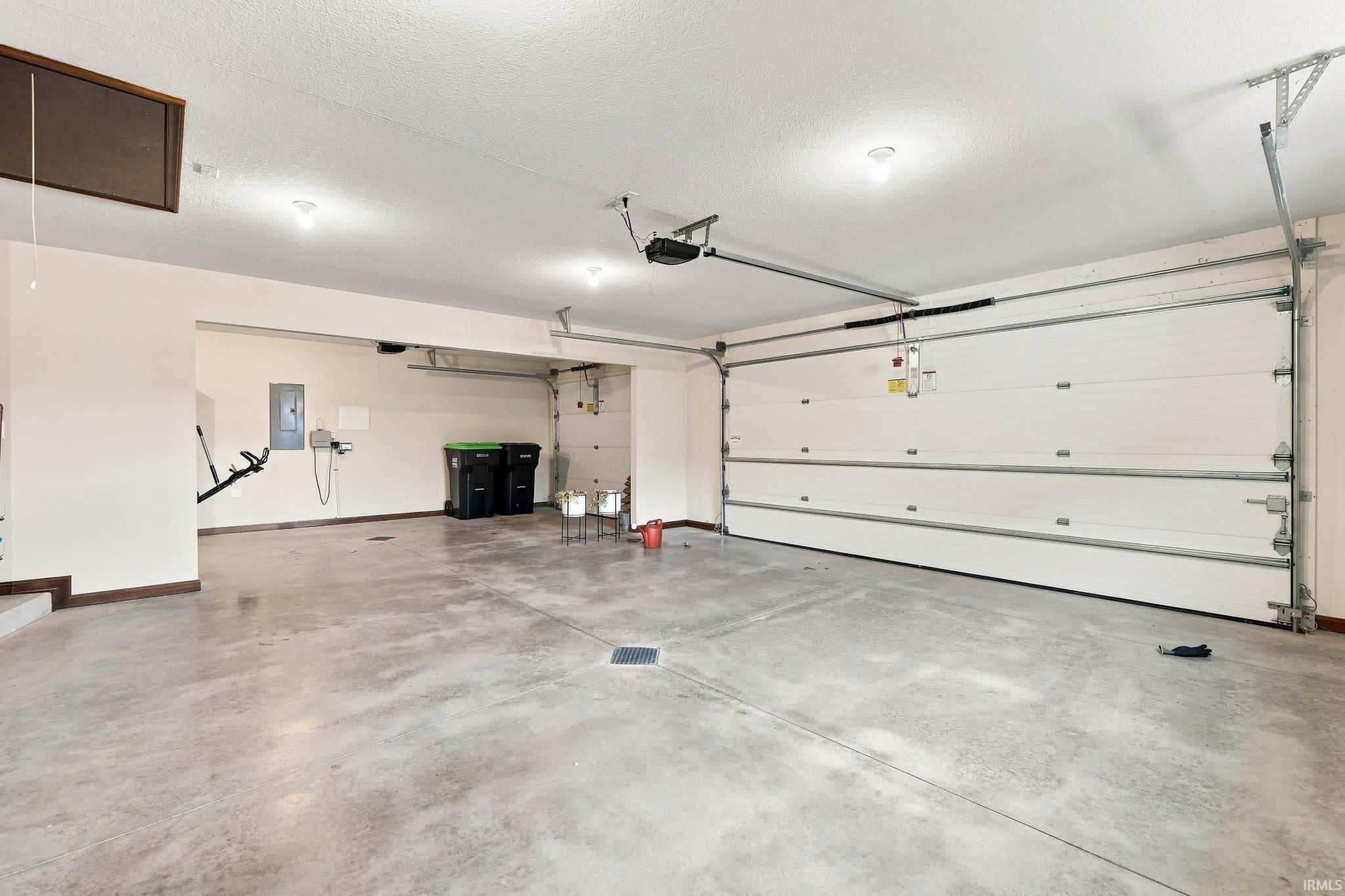 Image of 14131 Nepeta Trail