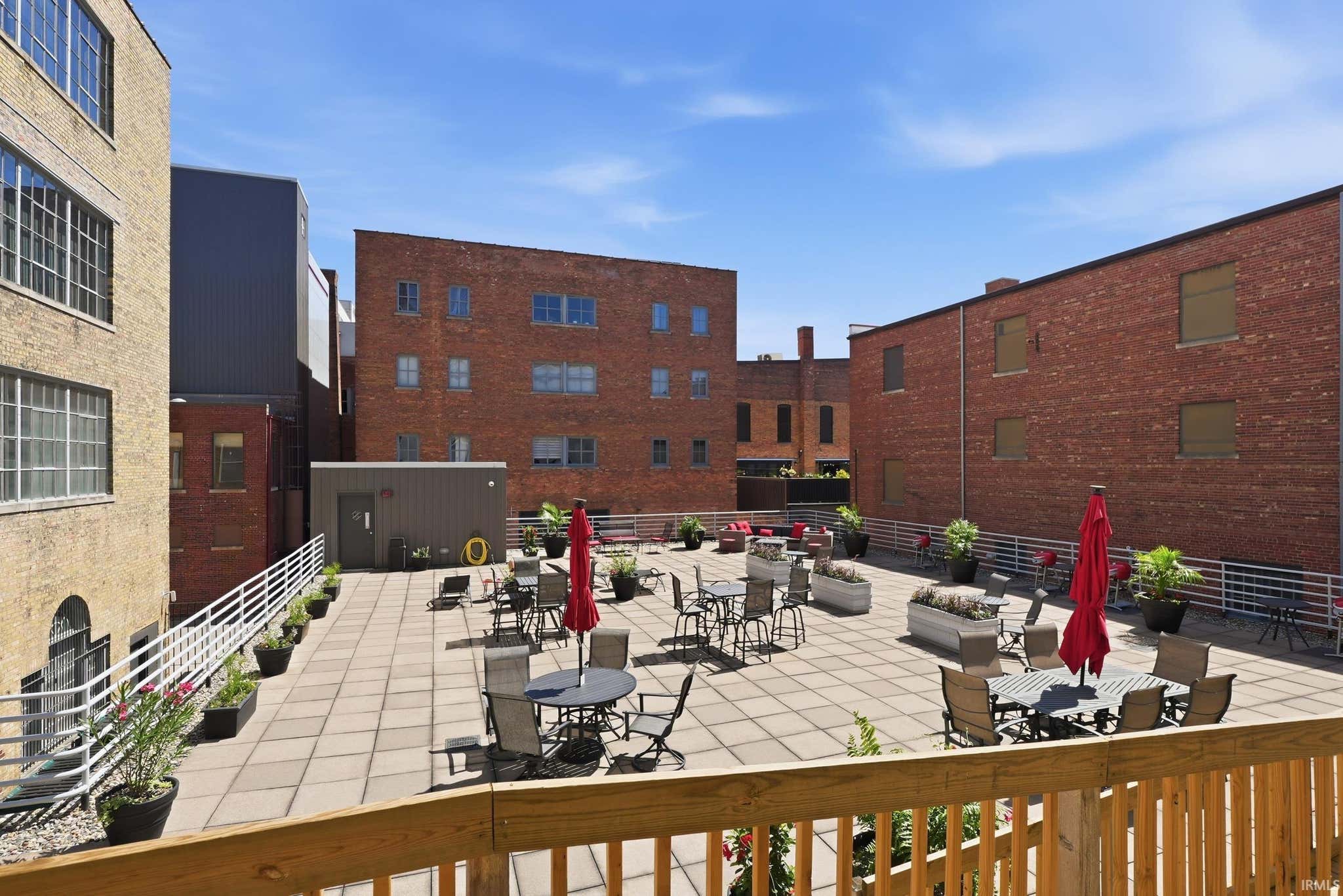 Image of 113 W Wayne Street 310