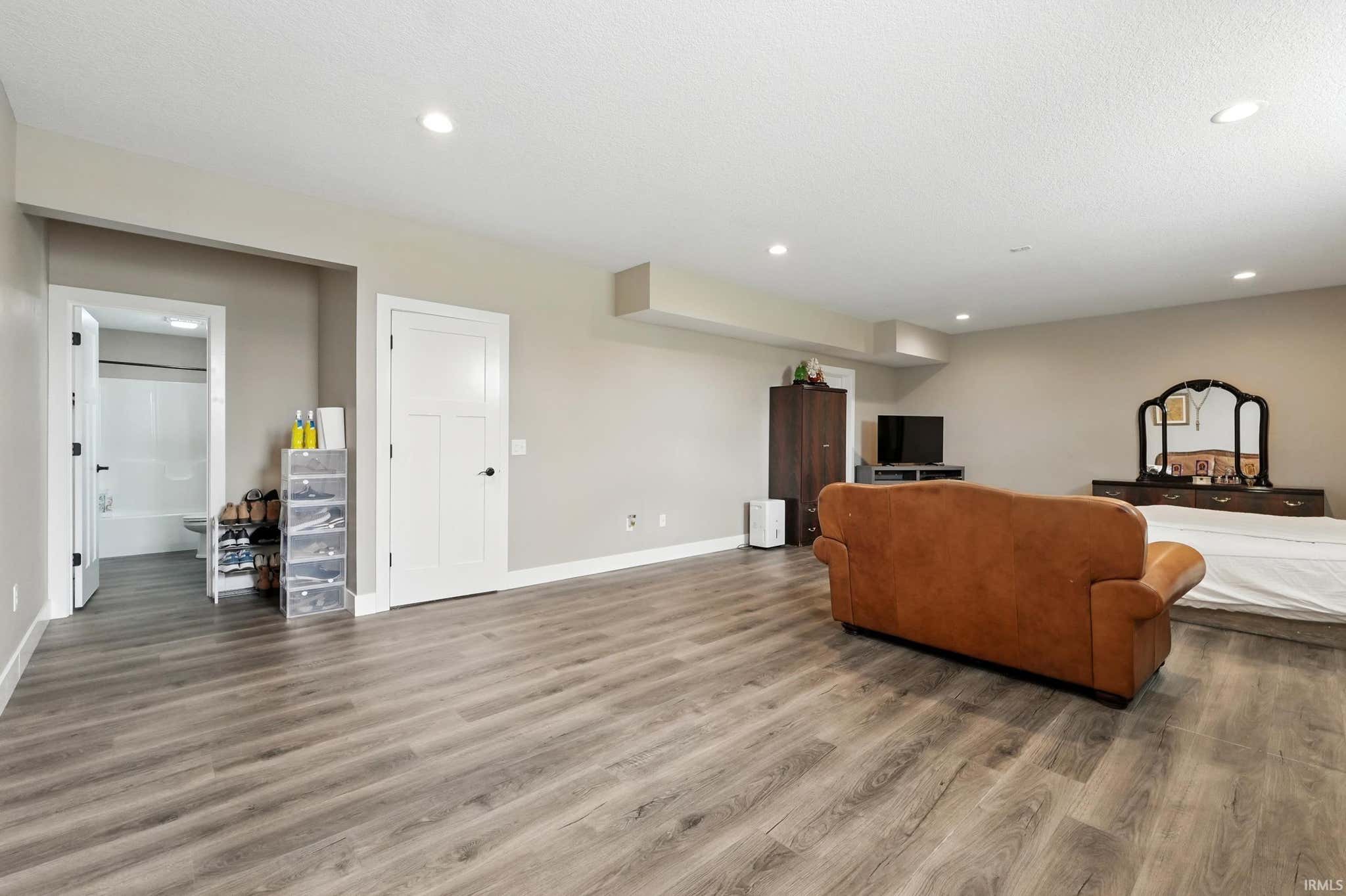 Image of 17009 Hamptons Parkway