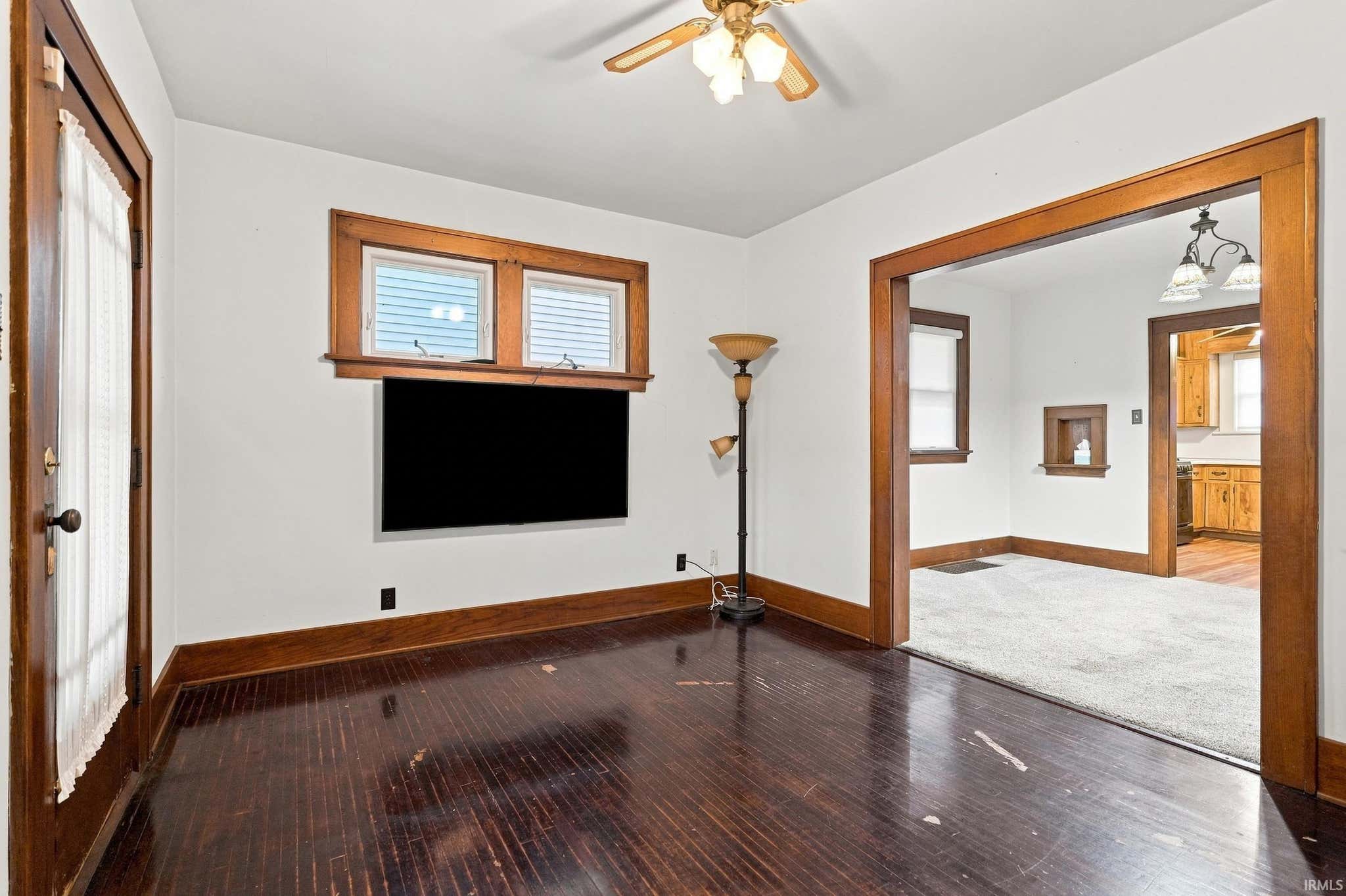 Image of 2021 Oakland Street