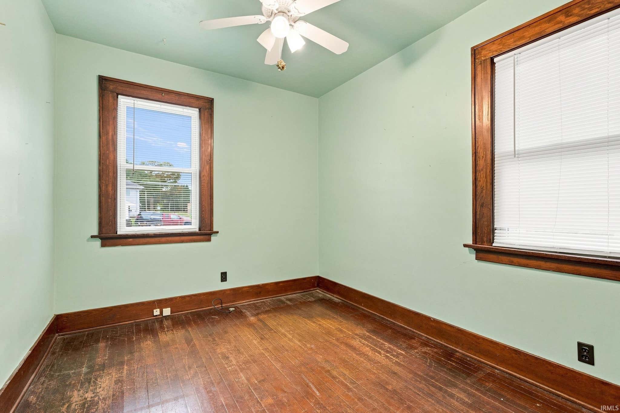 Image of 2021 Oakland Street