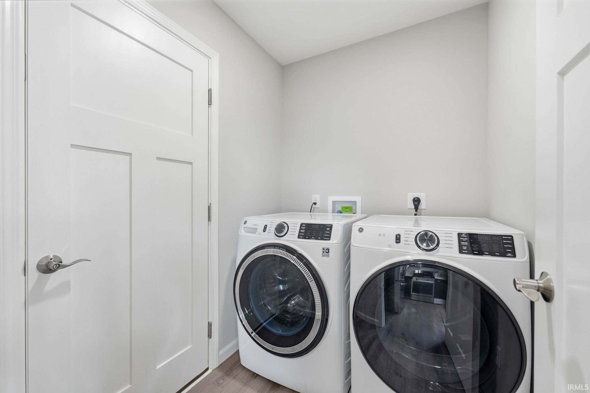 Image of 4864 Windrow Way