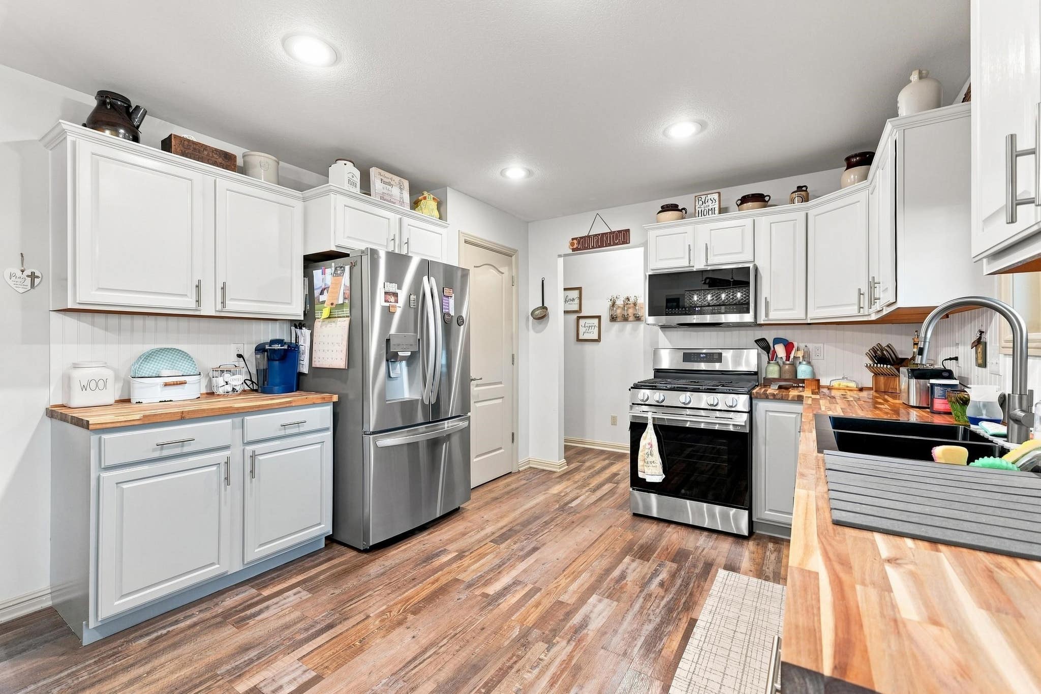 Image of 306 Sunstar Drive