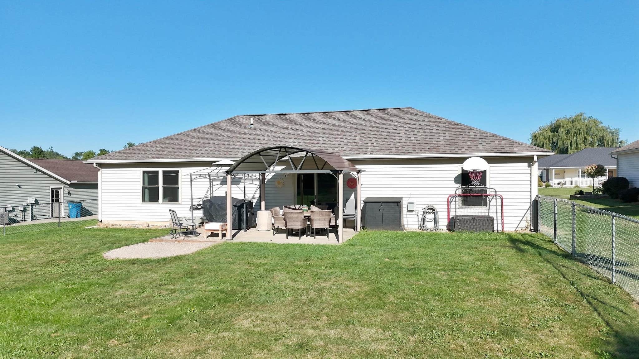 Image of 306 Sunstar Drive